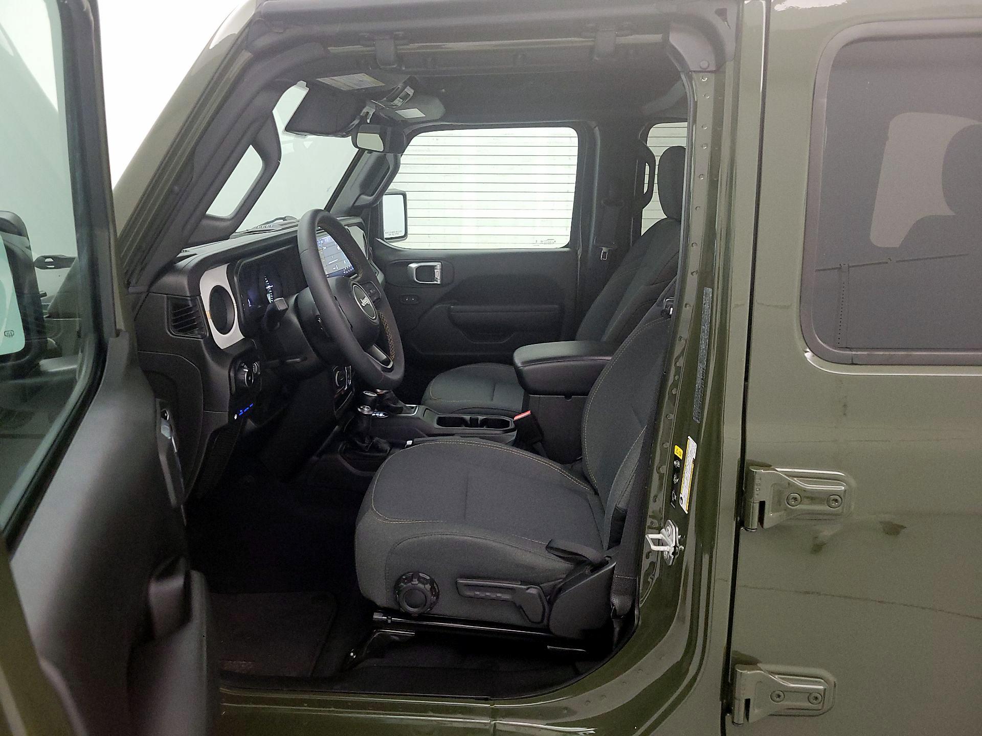 Thumbnail: 2024 Jeep Wrangler - 11