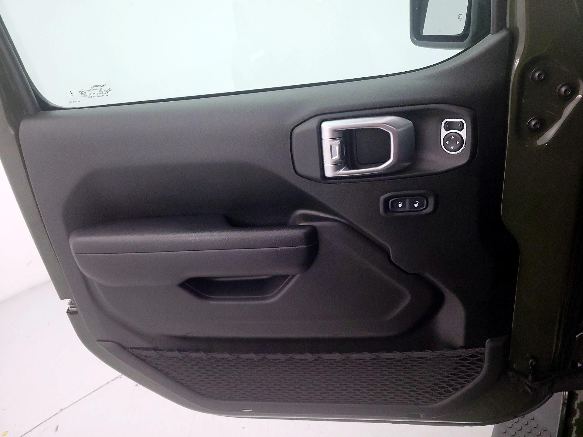 Thumbnail: 2024 Jeep Wrangler - 12