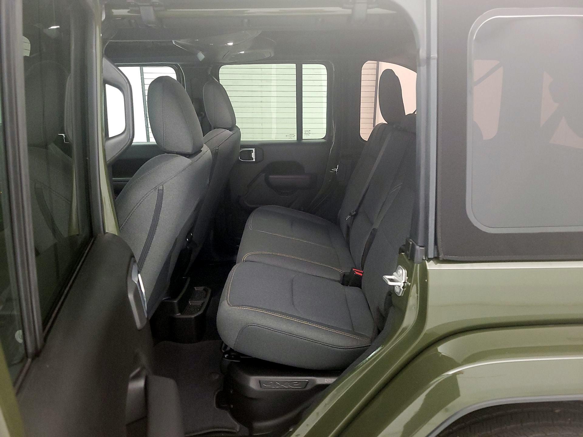 Thumbnail: 2024 Jeep Wrangler - 19