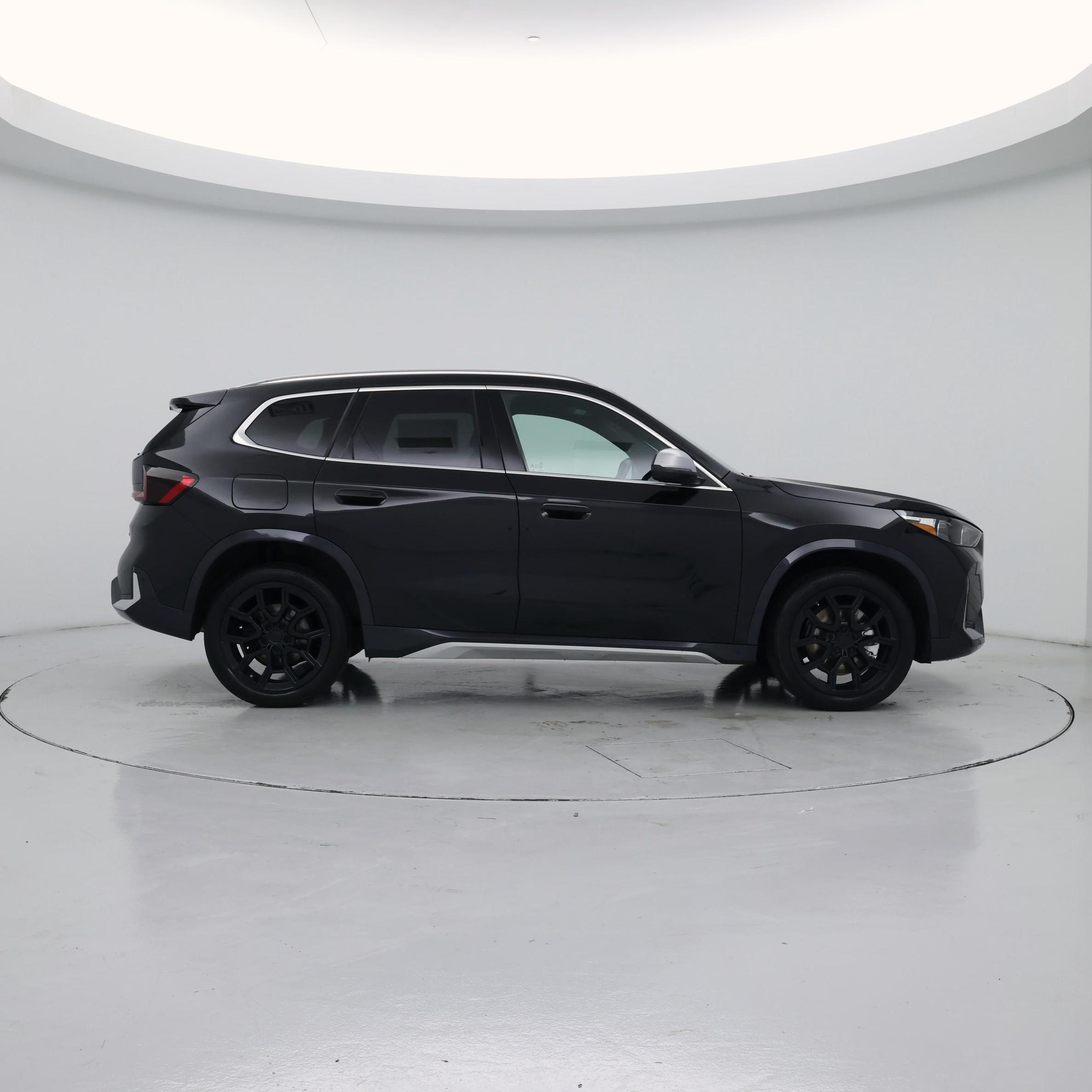 Thumbnail: 2023 BMW X1 - 7
