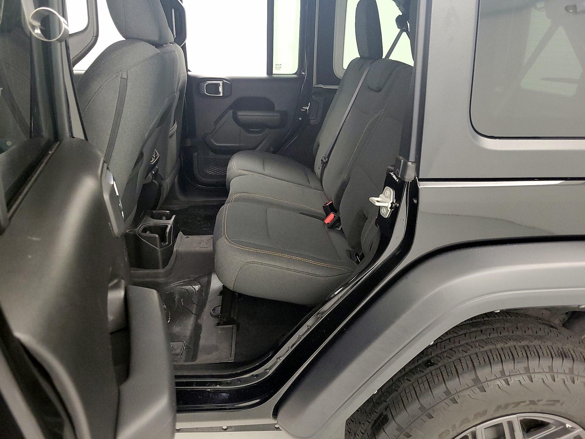 Thumbnail: 2024 Jeep Wrangler - 19