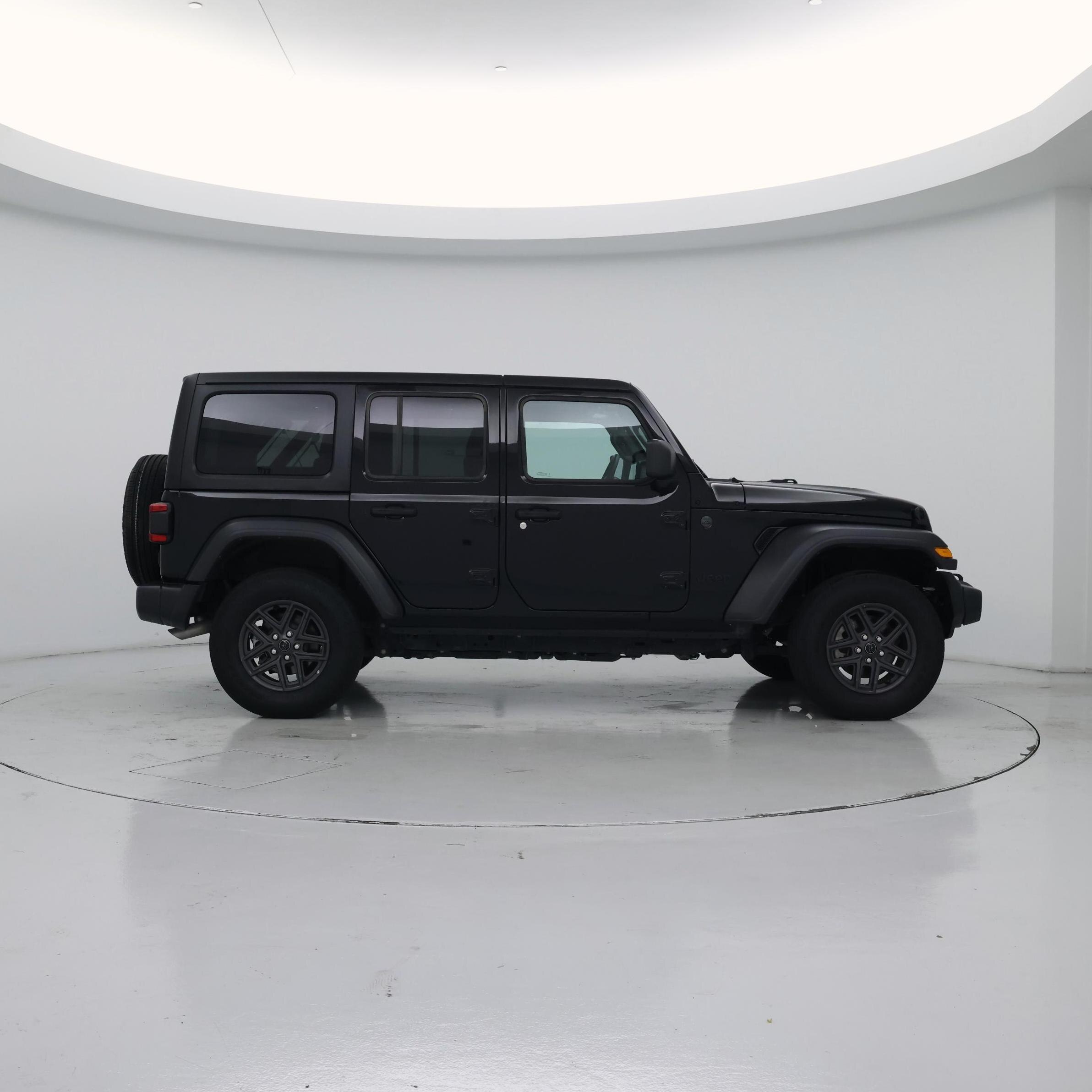 Thumbnail: 2024 Jeep Wrangler - 7