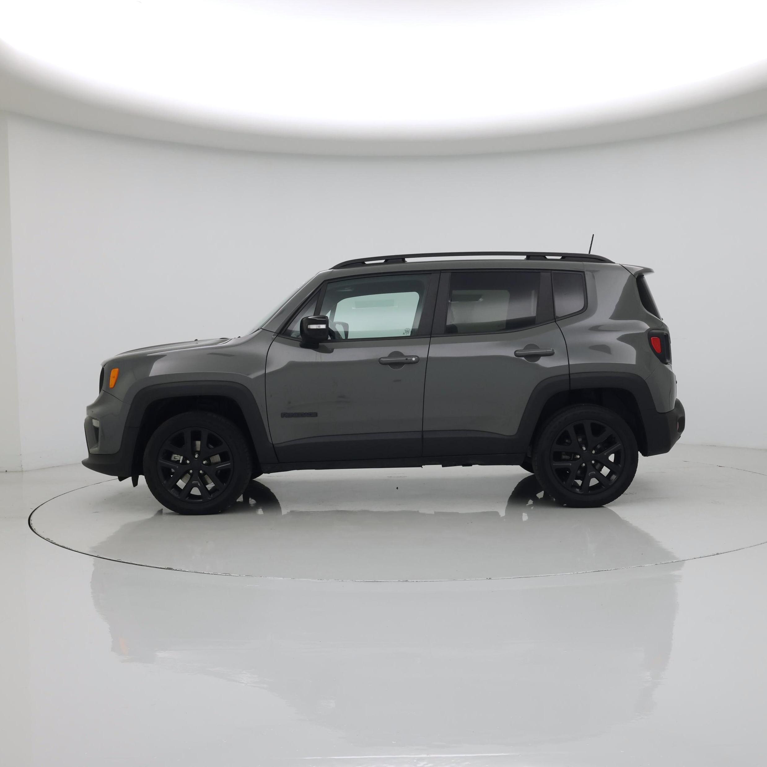 Thumbnail: 2022 Jeep Renegade - 3