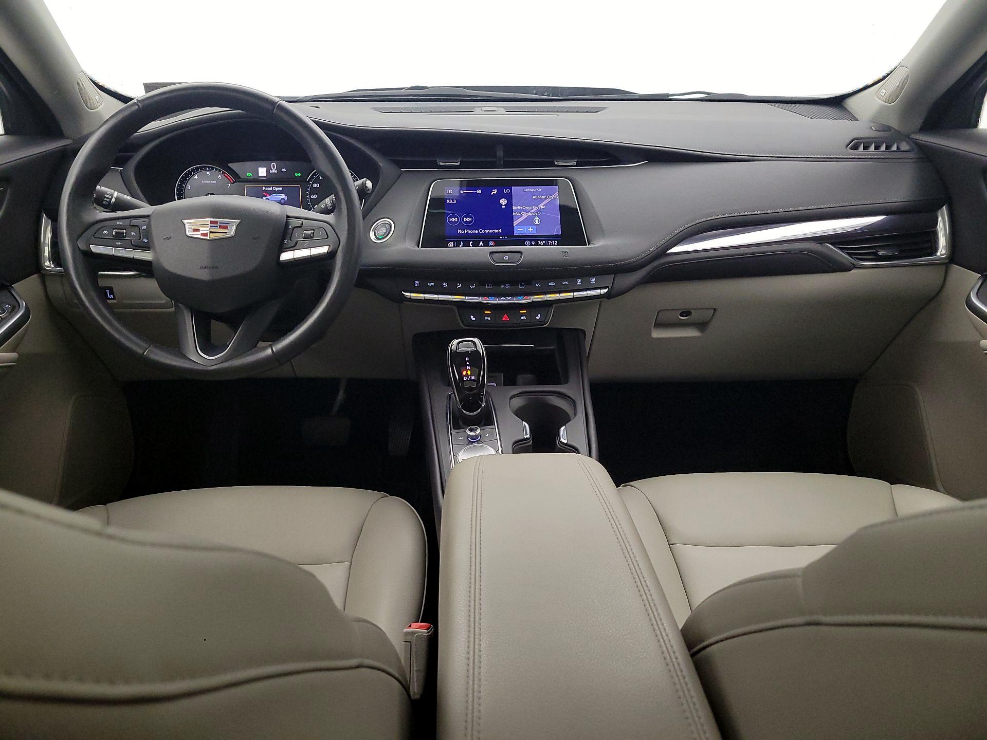 Thumbnail: 2021 Cadillac XT4 - 9