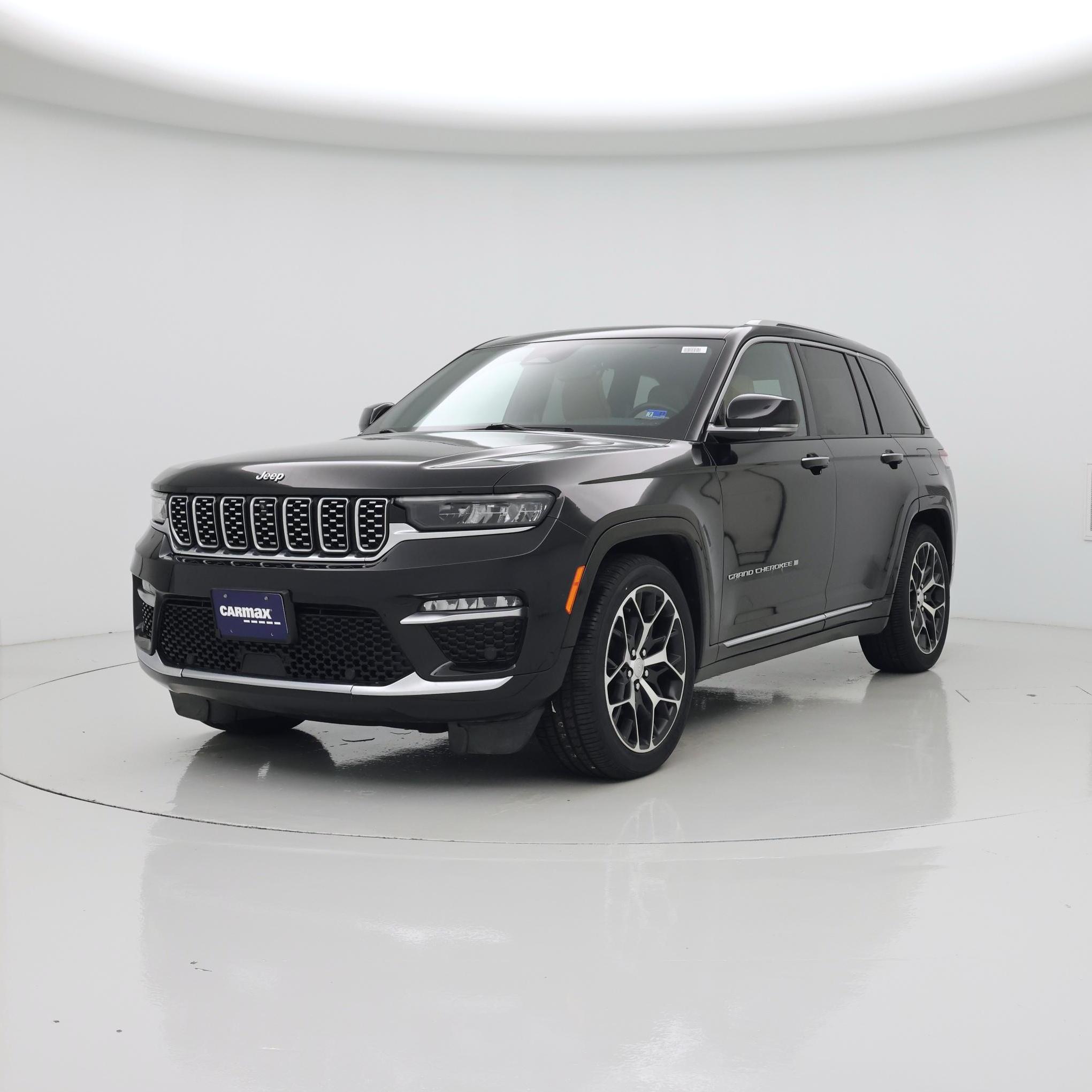 Thumbnail: 2023 Jeep Grand Cherokee - 4