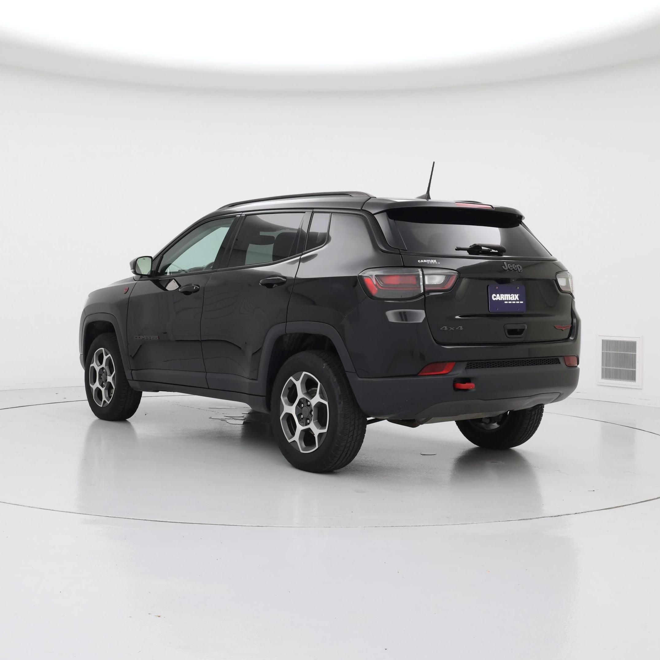 Thumbnail: 2022 Jeep Compass - 2