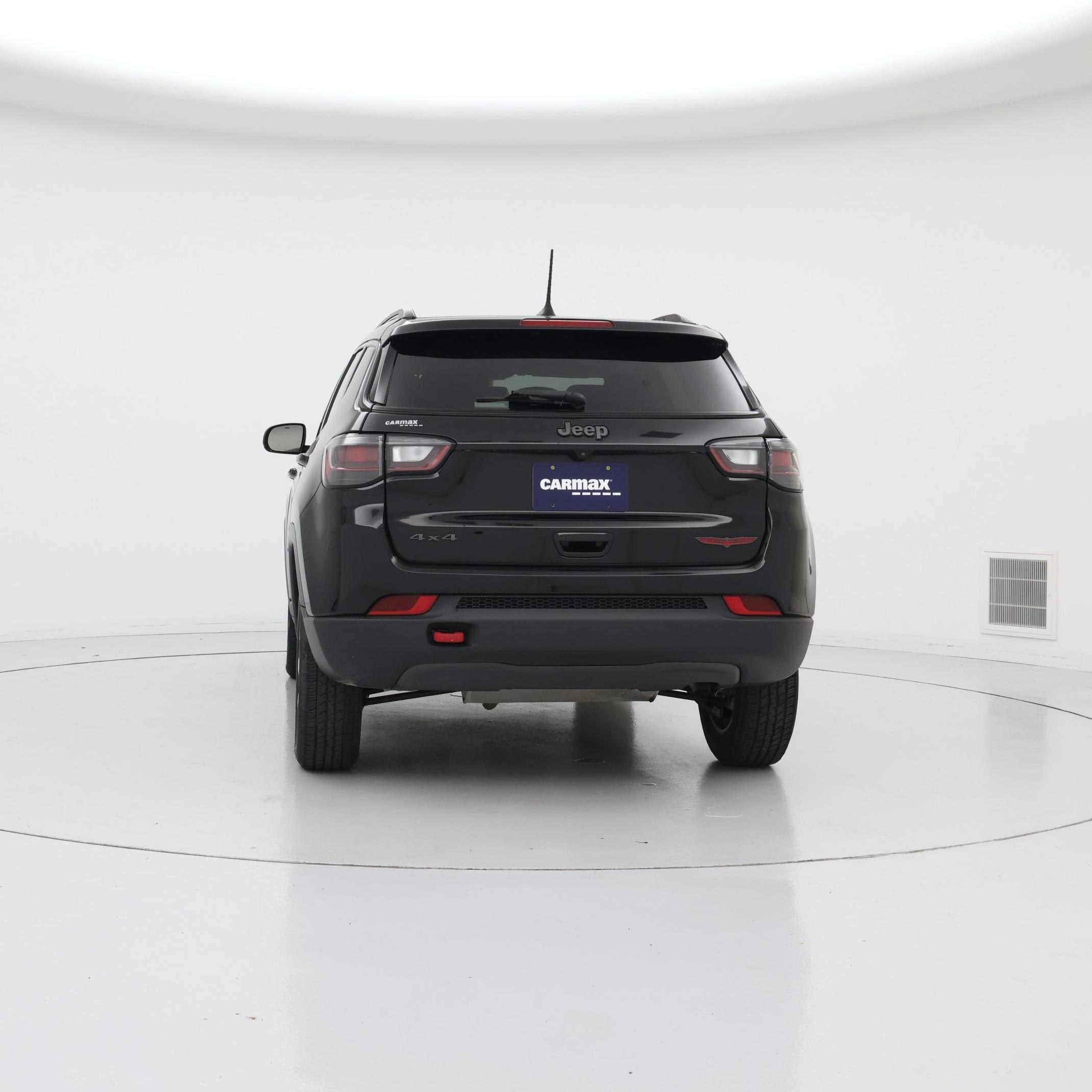 Thumbnail: 2022 Jeep Compass - 6