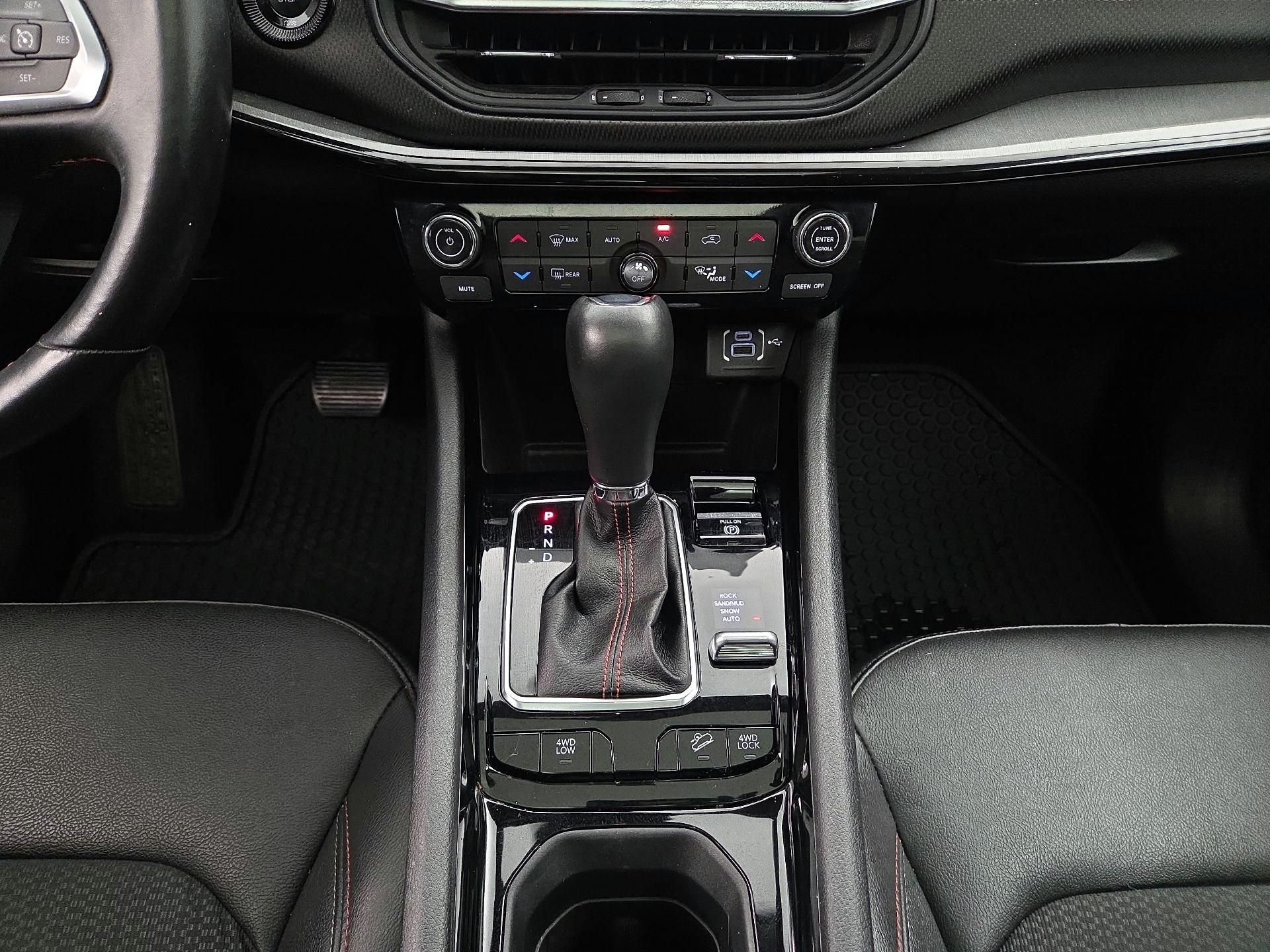 Thumbnail: 2022 Jeep Compass - 17