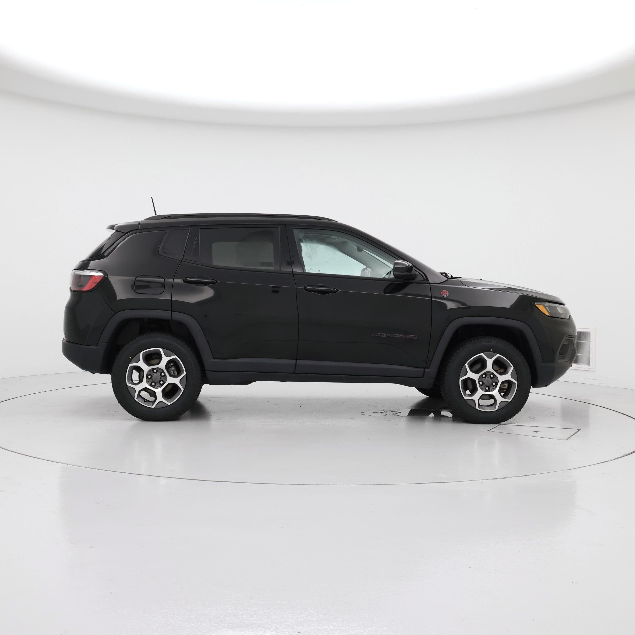 Thumbnail: 2022 Jeep Compass - 7