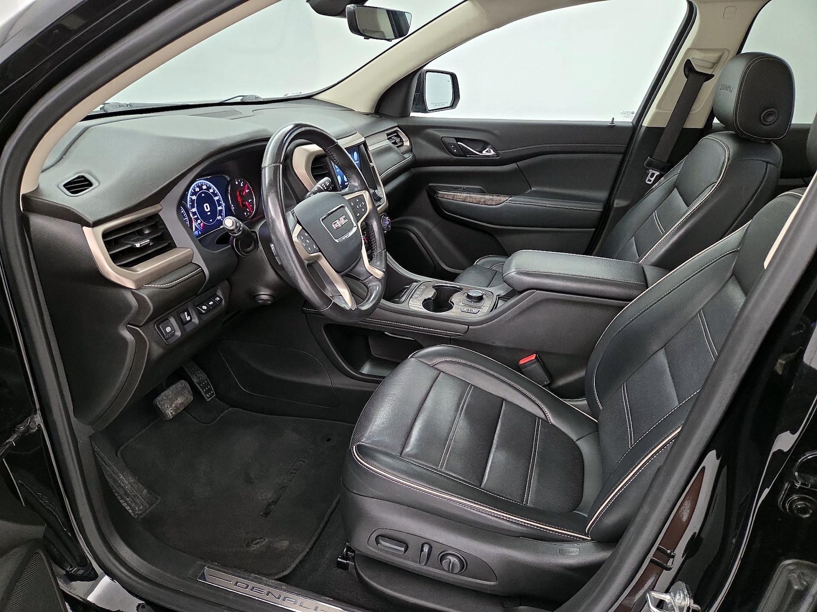 2021 GMC Acadia Denali - Photo 12