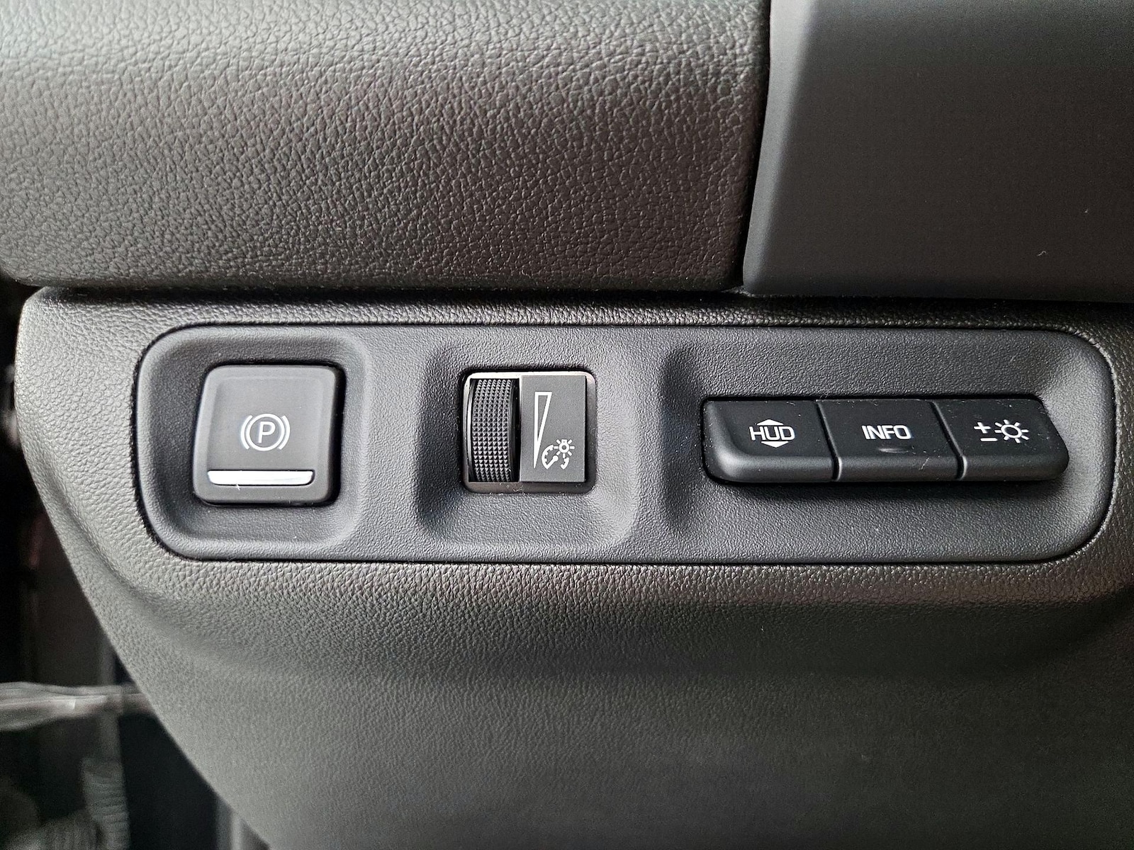 2021 GMC Acadia Denali - Photo 14