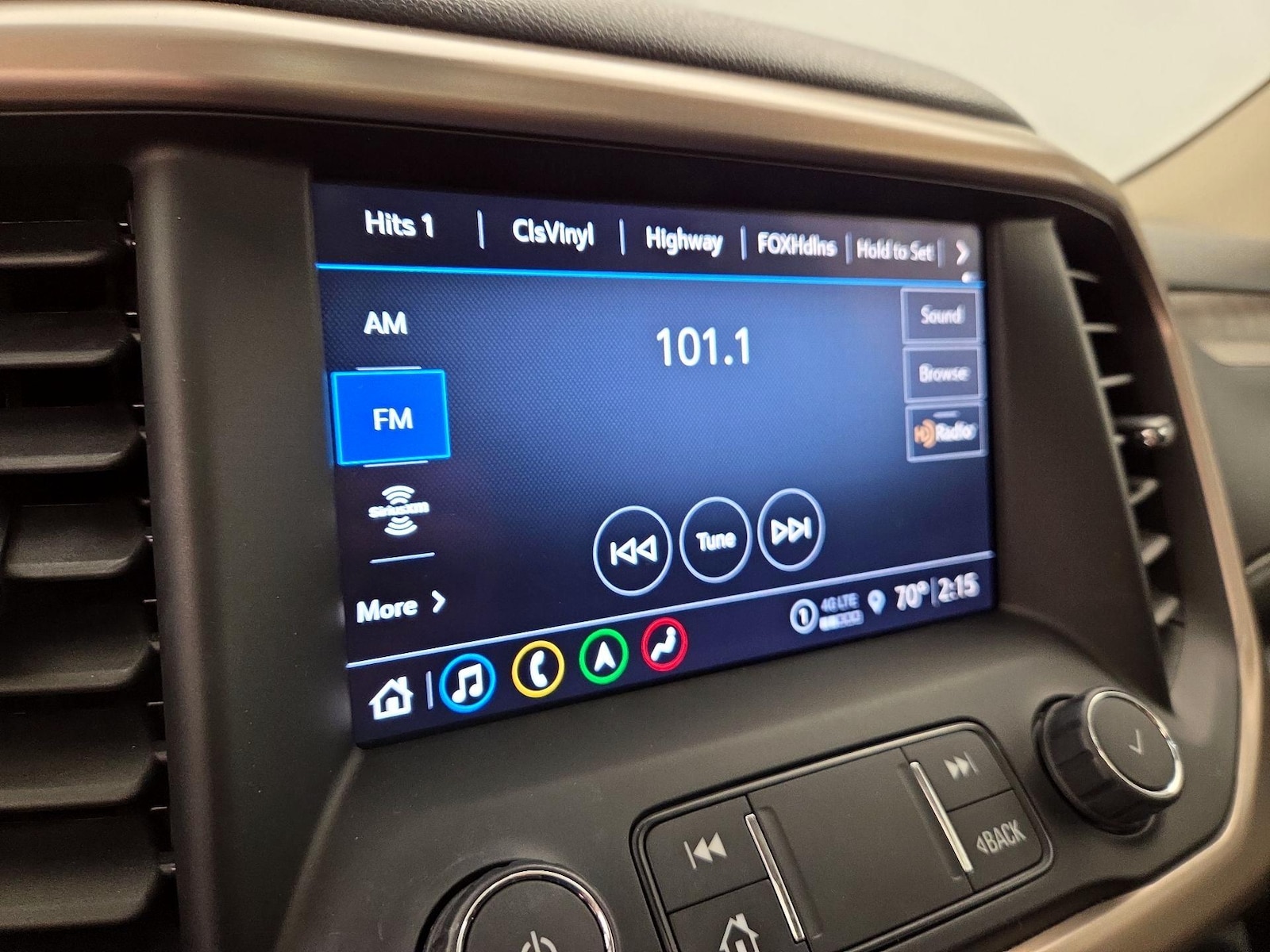 2021 GMC Acadia Denali - Photo 16