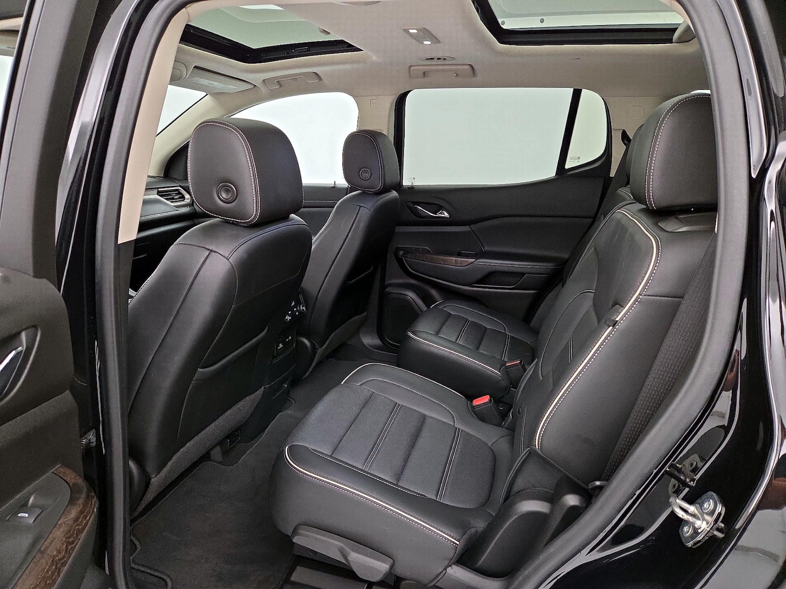 2021 GMC Acadia Denali - Photo 21