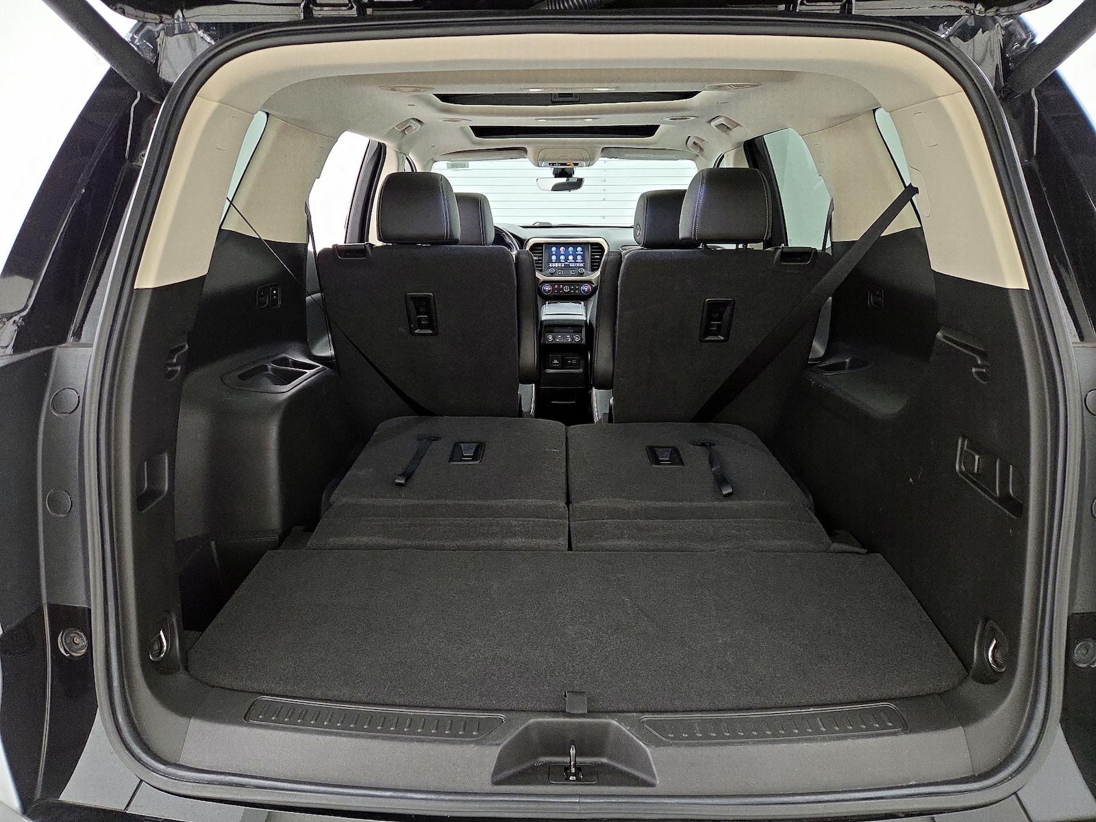 2021 GMC Acadia Denali - Photo 24