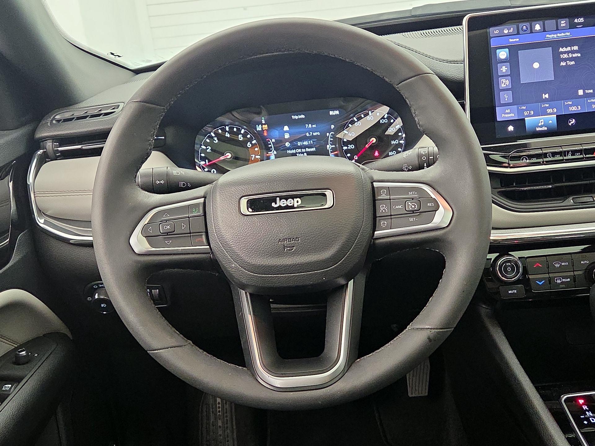 Thumbnail: 2023 Jeep Compass - 10