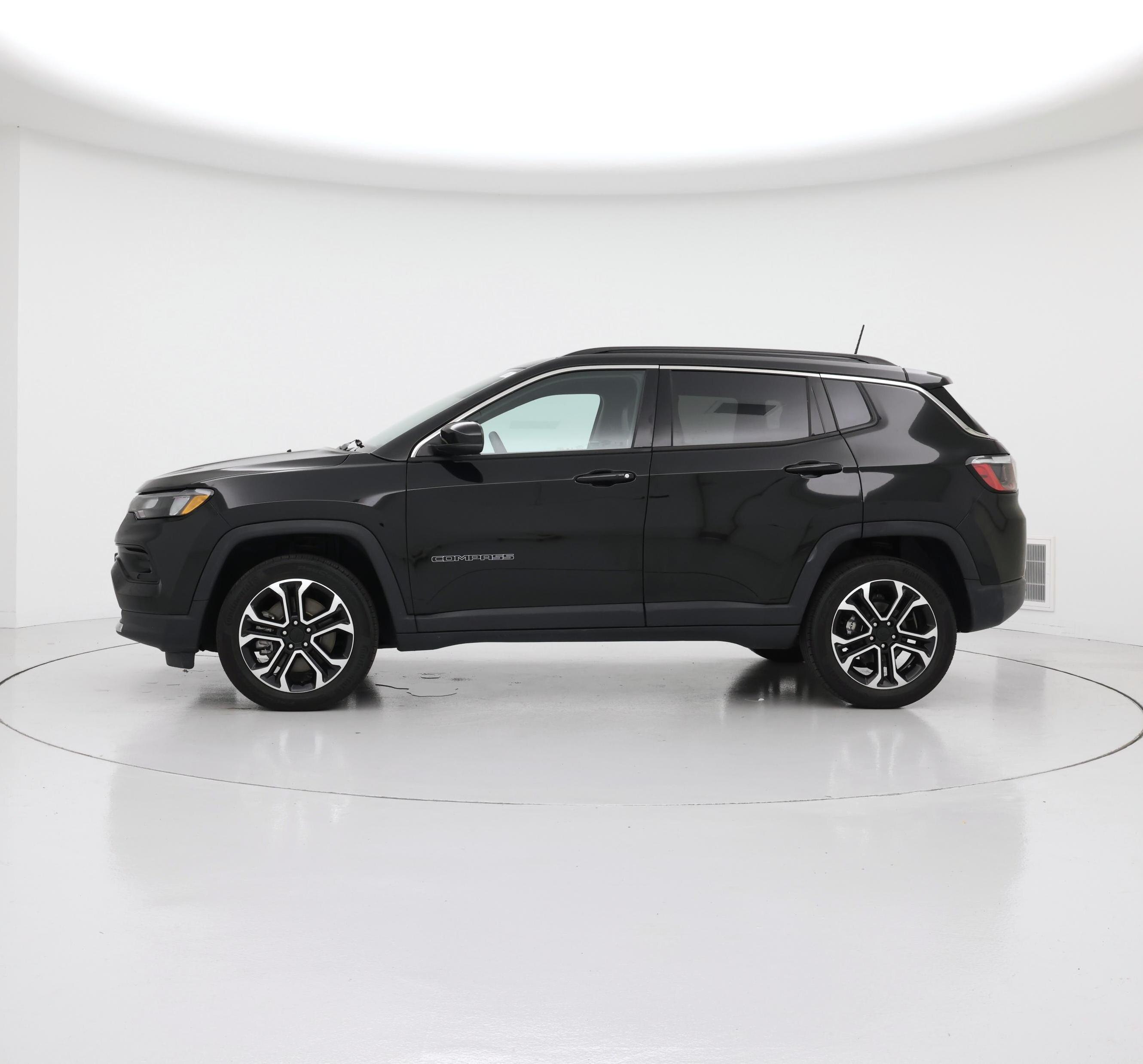 Thumbnail: 2023 Jeep Compass - 3