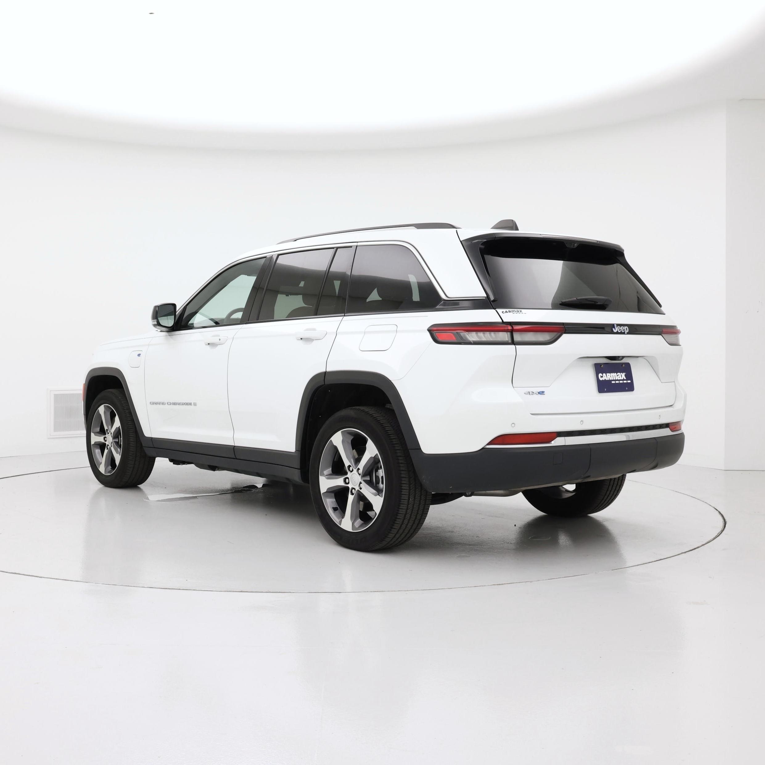 Thumbnail: 2023 Jeep Grand Cherokee - 2