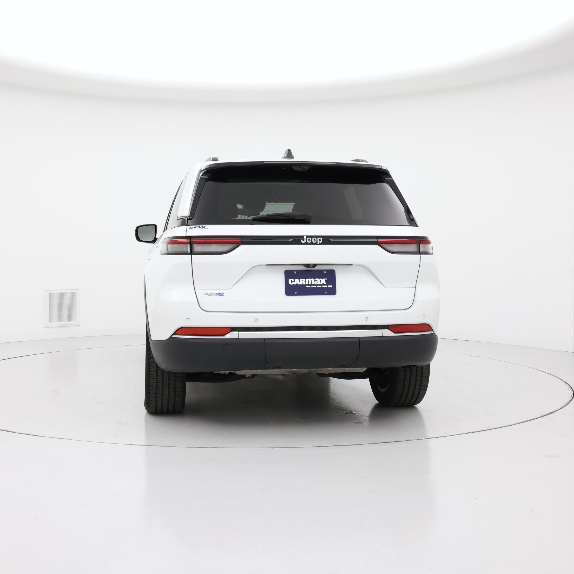 Thumbnail: 2023 Jeep Grand Cherokee - 6