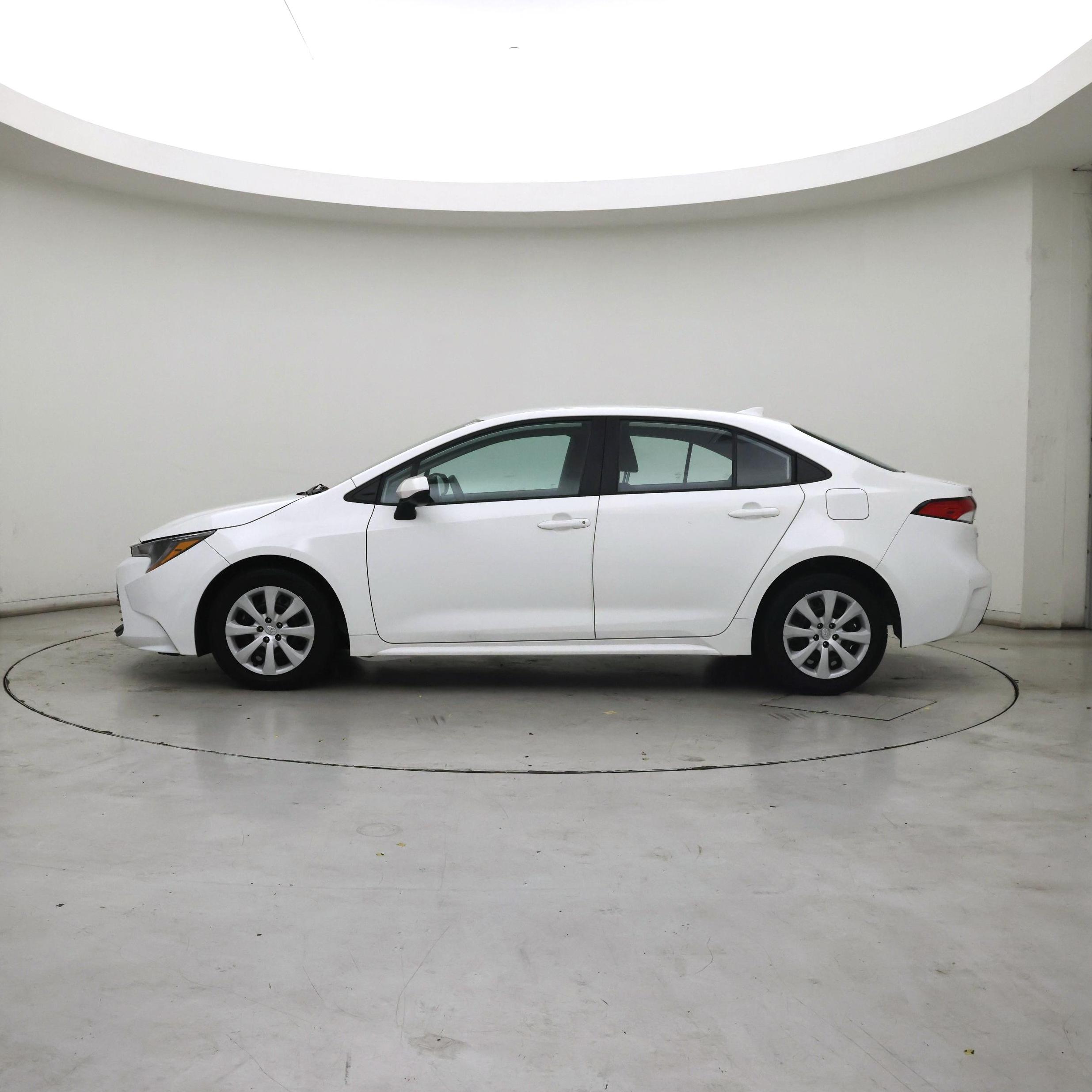Thumbnail: 2024 Toyota Corolla - 3