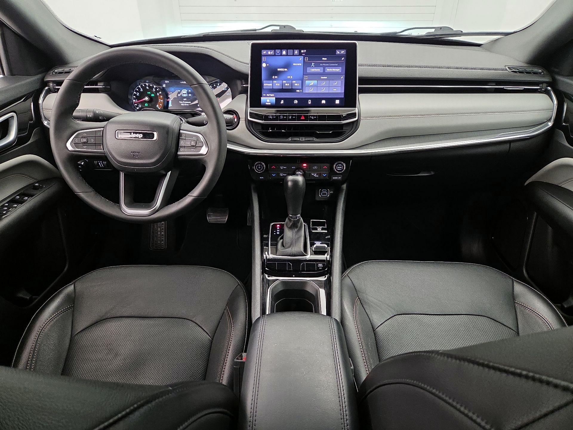 Thumbnail: 2023 Jeep Compass - 9