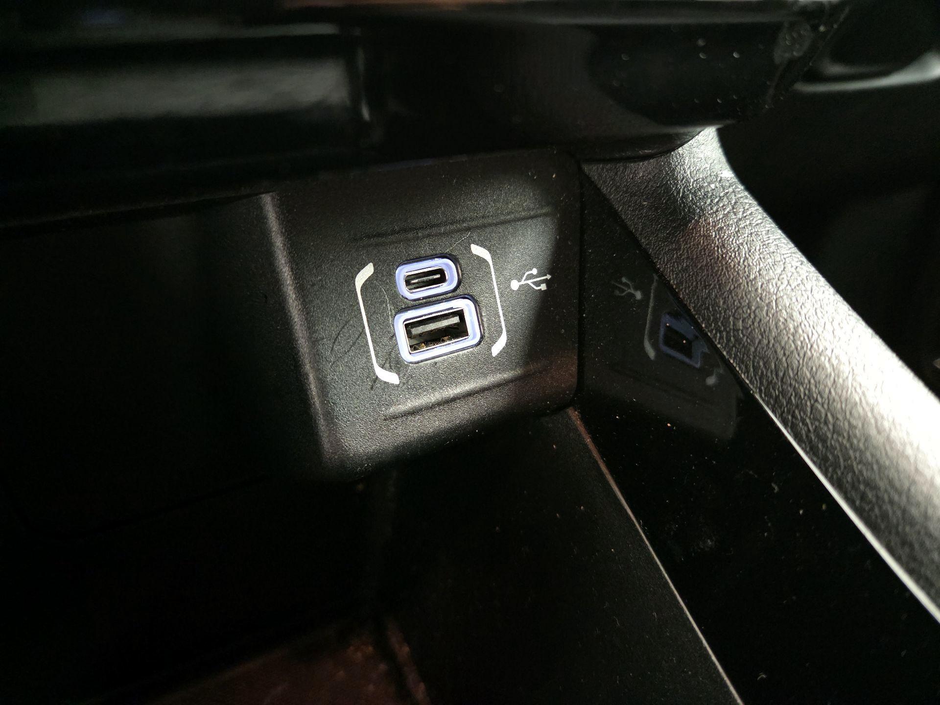 Thumbnail: 2023 Jeep Compass - 18