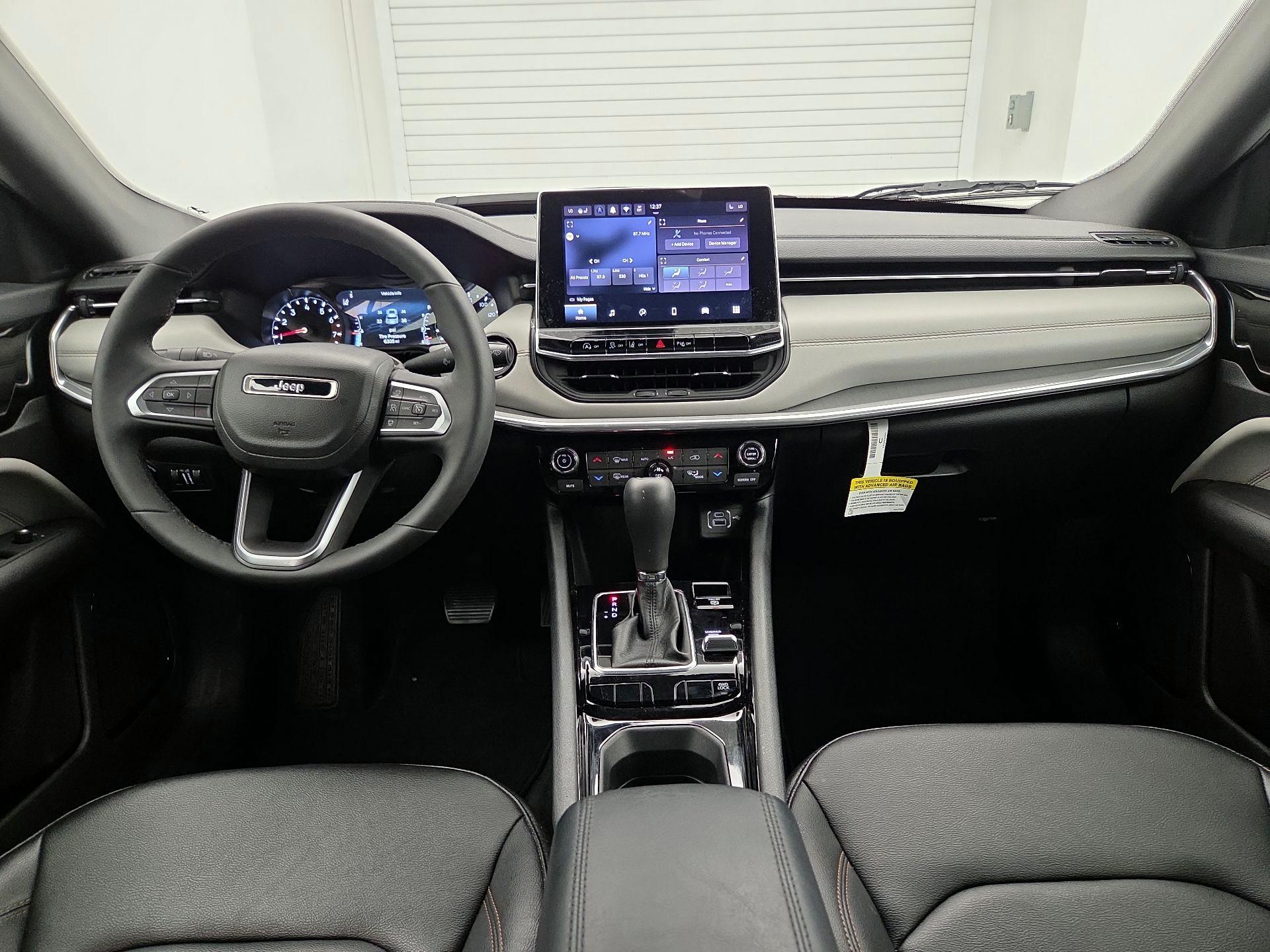 Thumbnail: 2024 Jeep Compass - 9