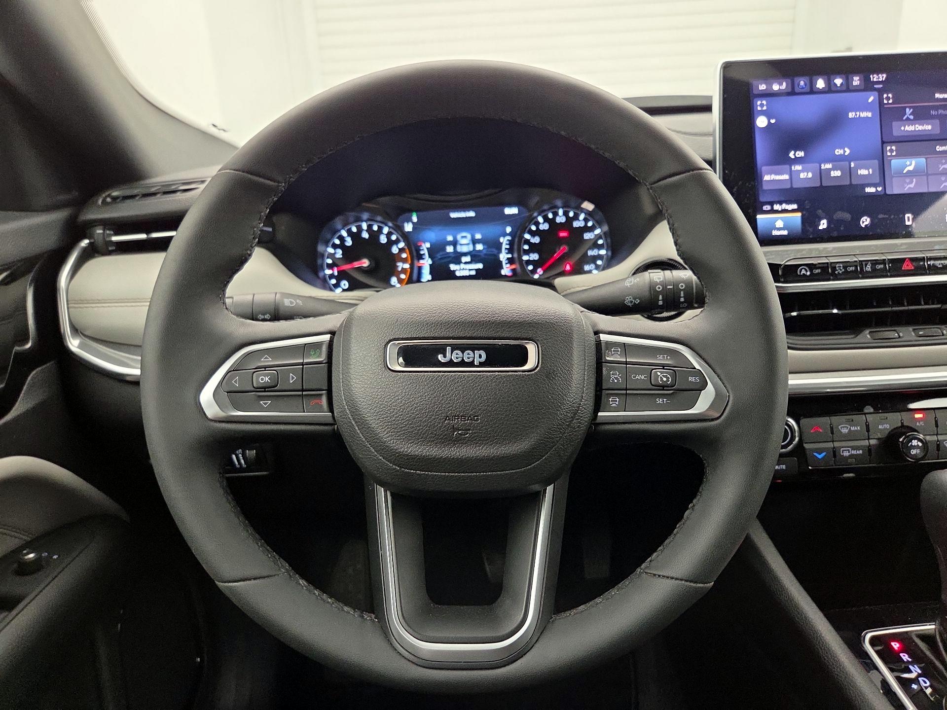 Thumbnail: 2024 Jeep Compass - 10