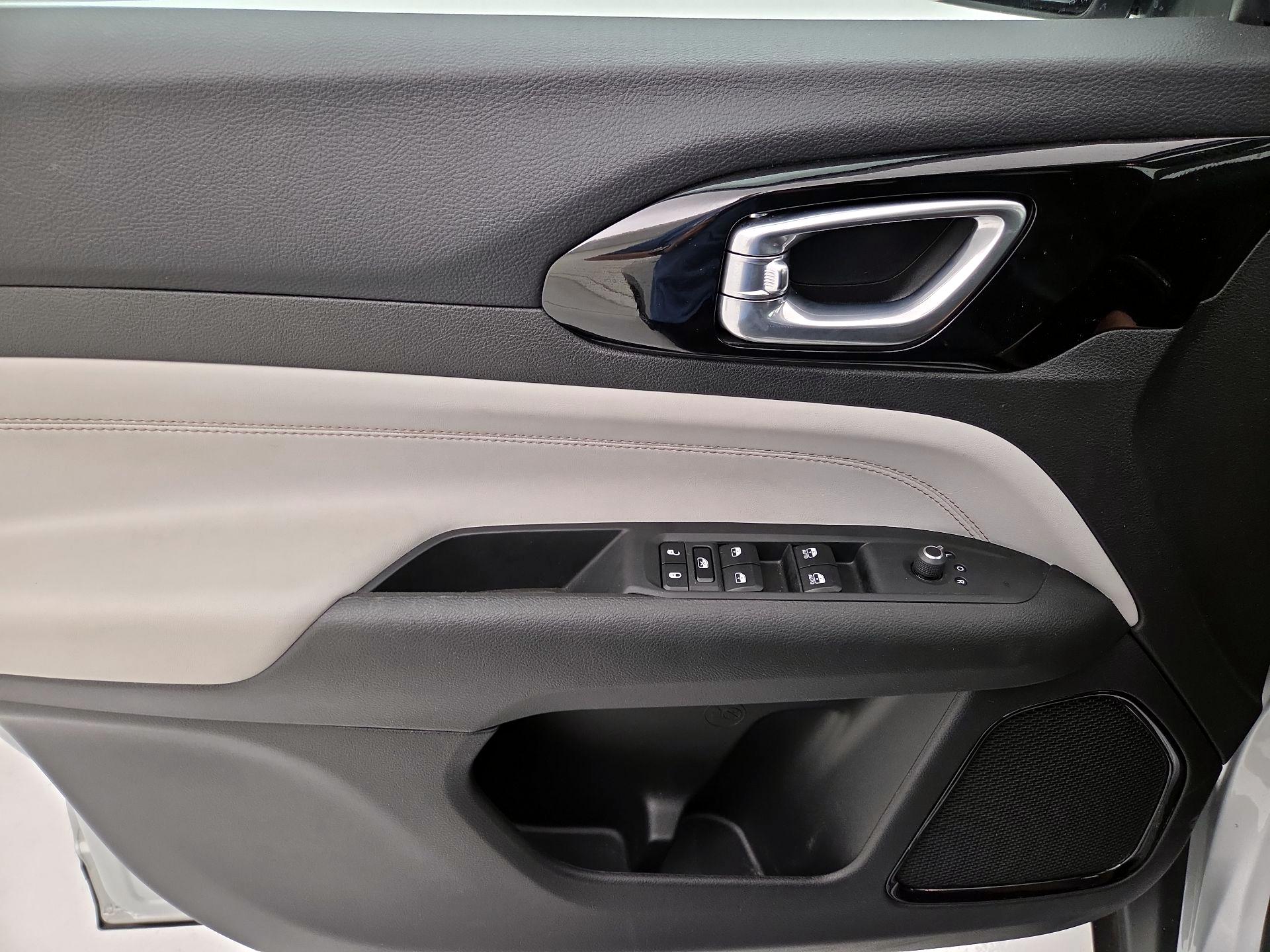 Thumbnail: 2024 Jeep Compass - 12