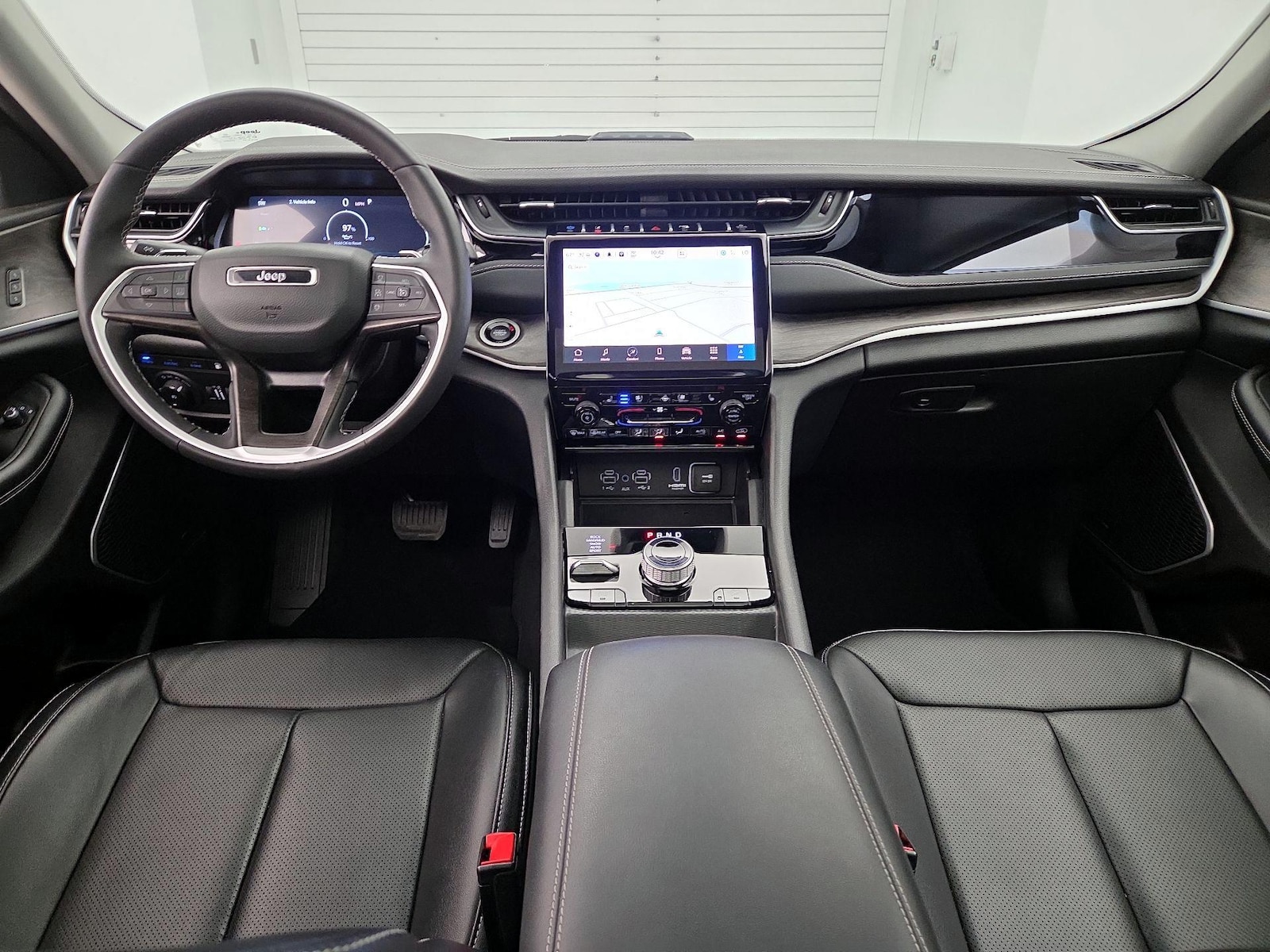 2024 Jeep Grand Cherokee Anniversary Edition 4xe - Photo 10