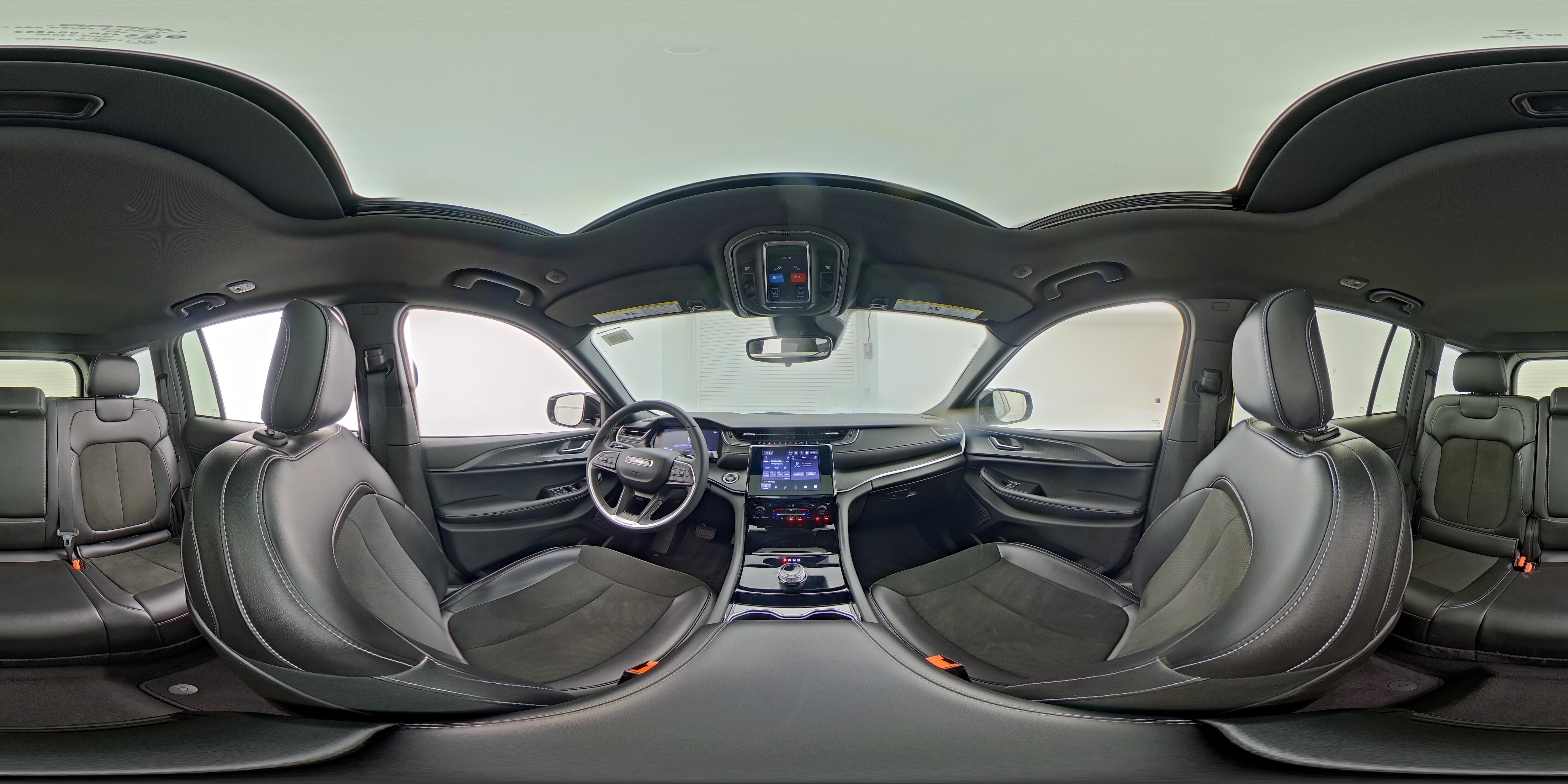 2023 Jeep Grand Cherokee Altitude - Photo 25