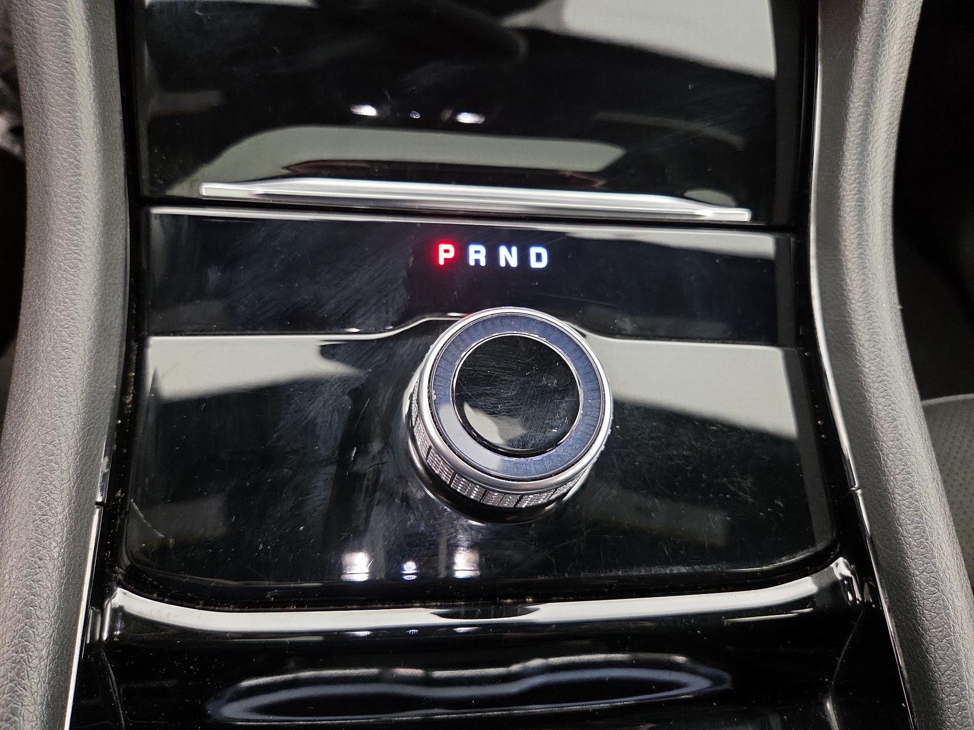Thumbnail: 2023 Jeep Grand Cherokee - 17