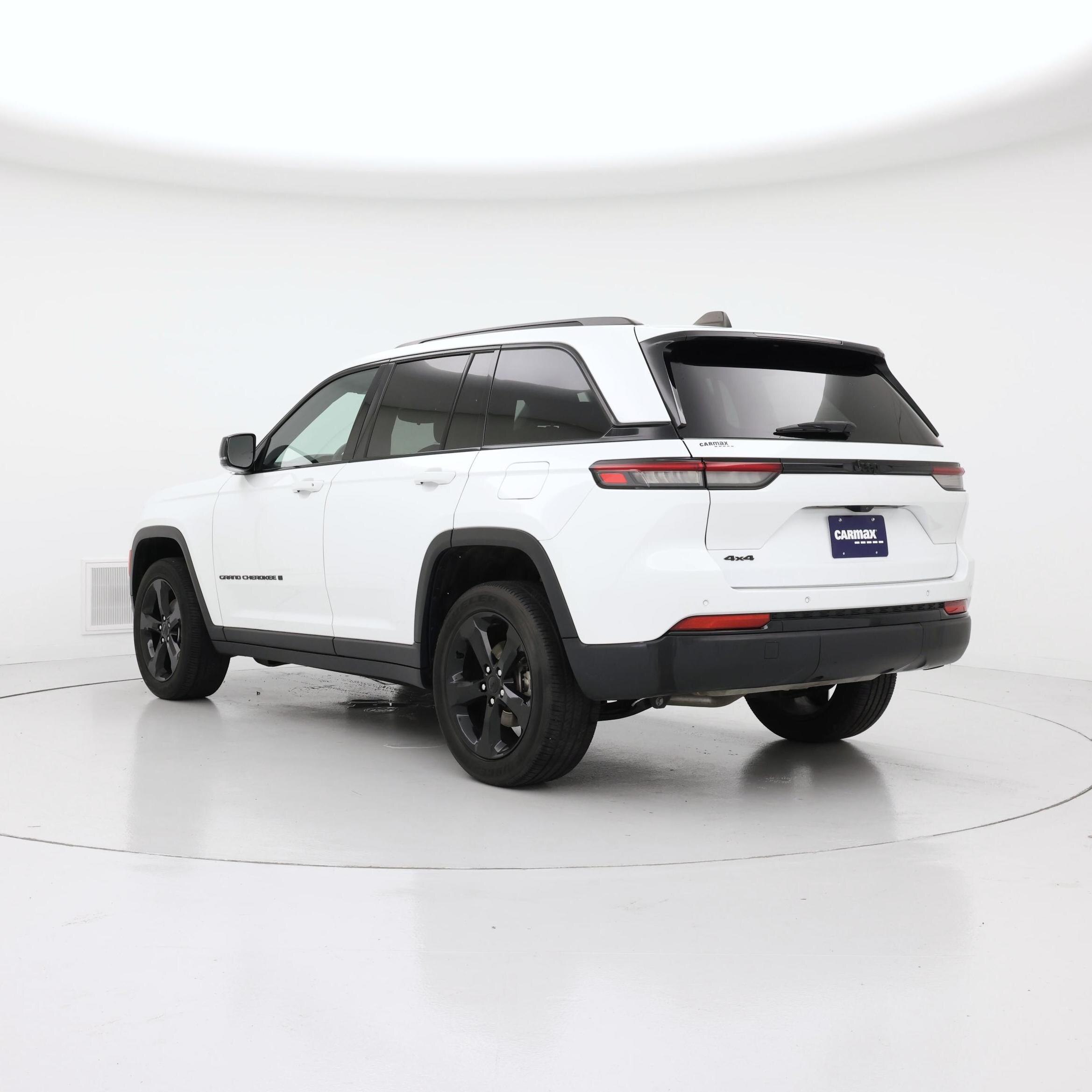 Thumbnail: 2023 Jeep Grand Cherokee - 2
