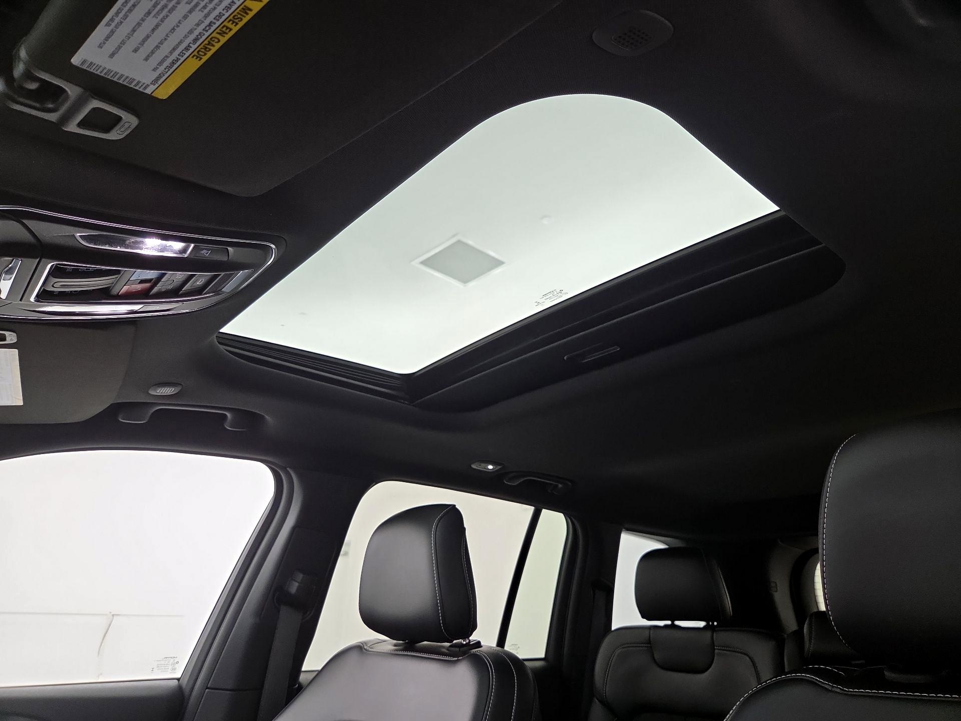 Thumbnail: 2023 Jeep Grand Cherokee - 19