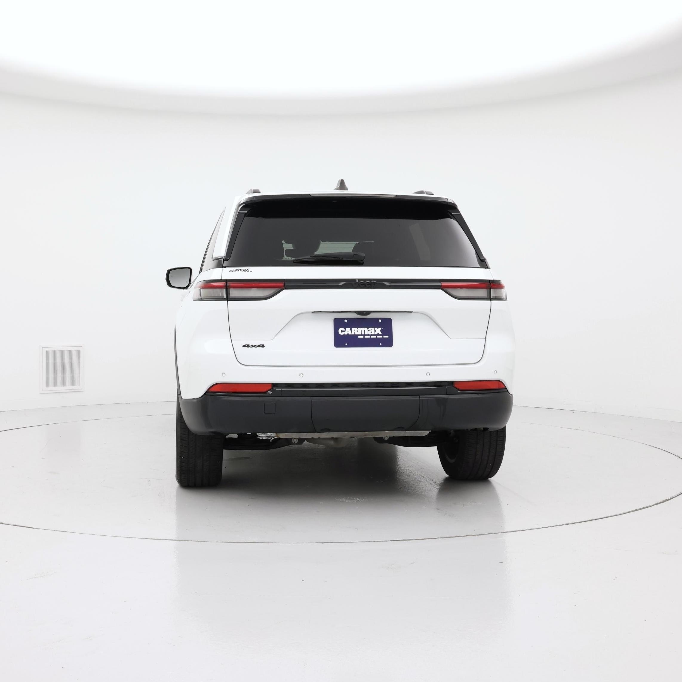Thumbnail: 2023 Jeep Grand Cherokee - 6