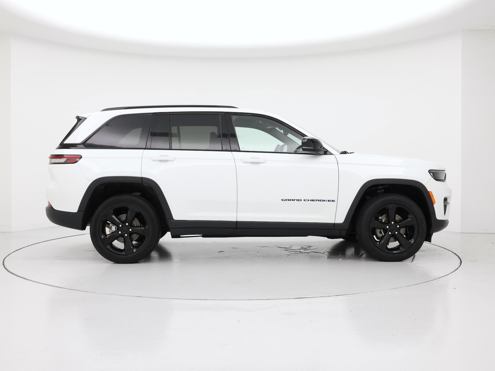 2023 Jeep Grand Cherokee Altitude - Photo 8