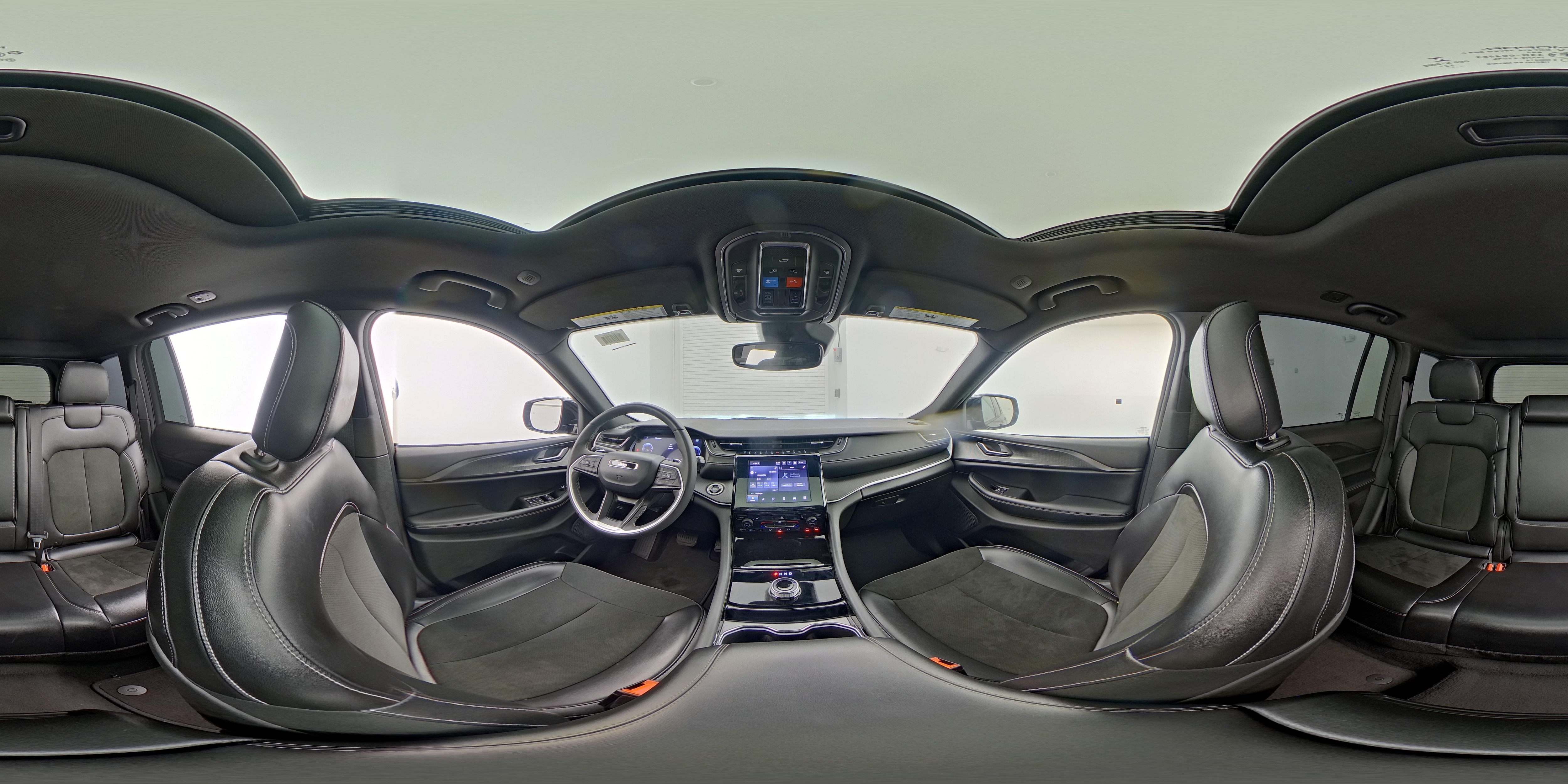 2023 Jeep Grand Cherokee Altitude - Photo 25