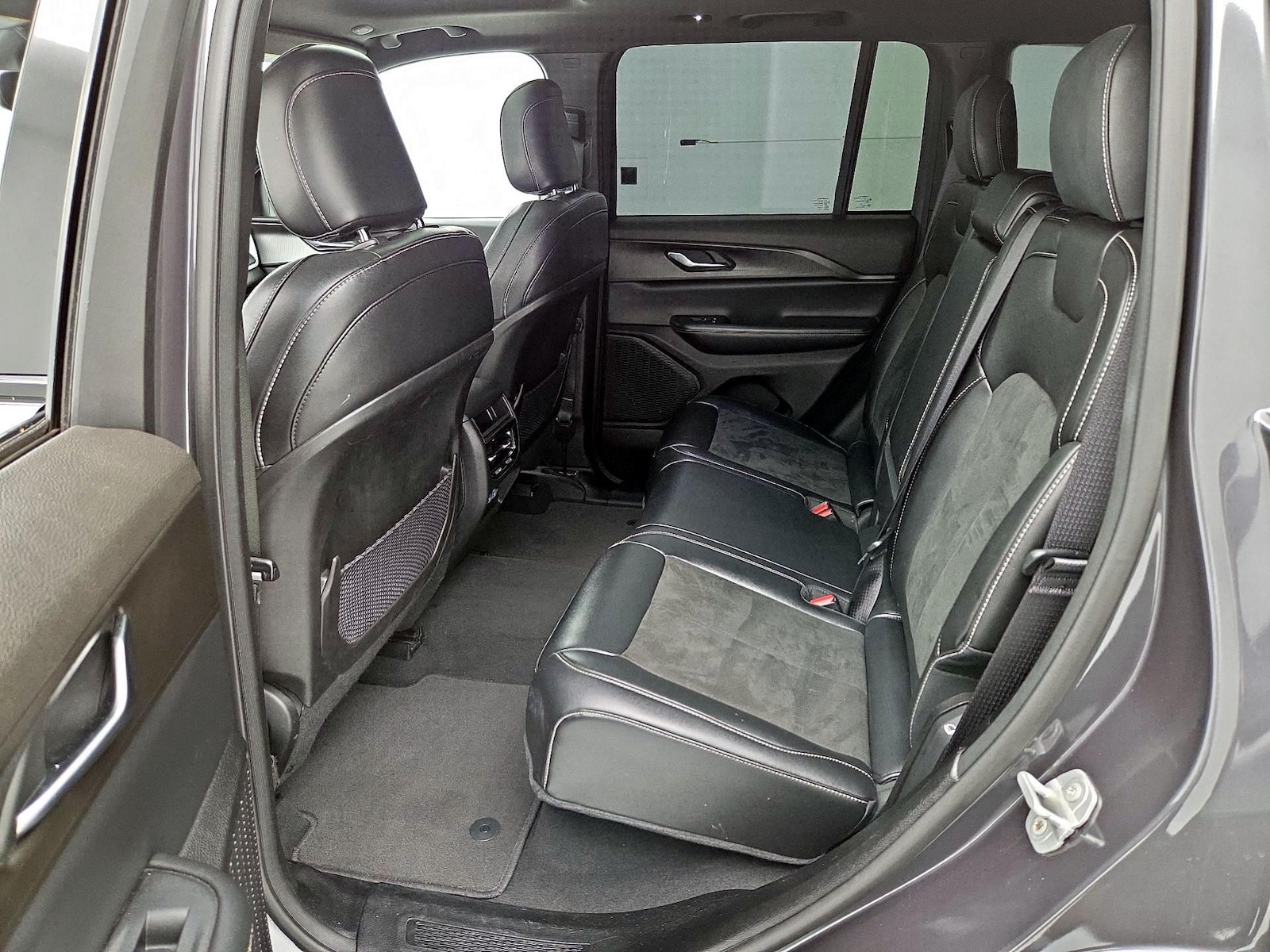 2023 Jeep Grand Cherokee Altitude - Photo 21