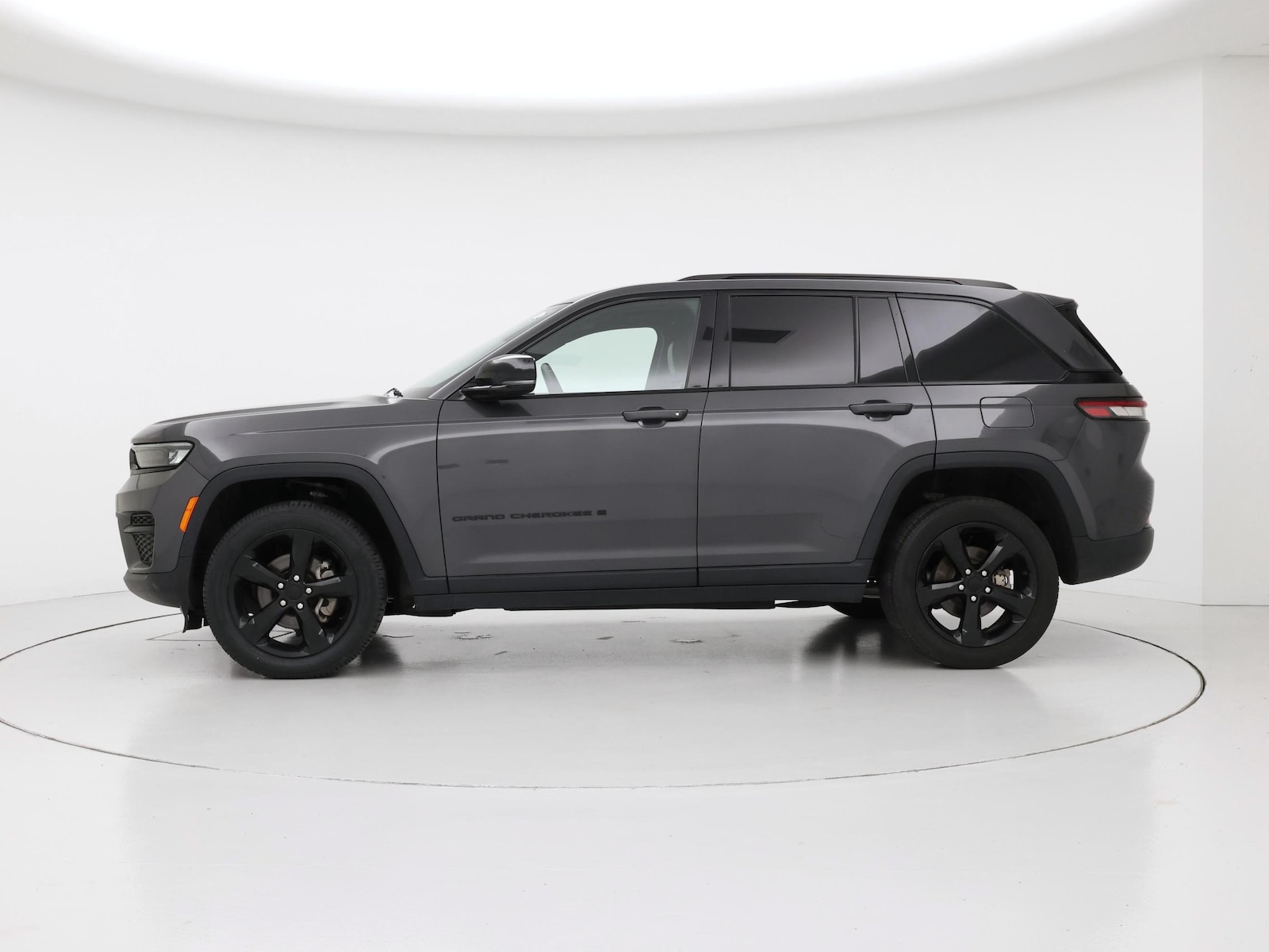 2023 Jeep Grand Cherokee Altitude - Photo 4
