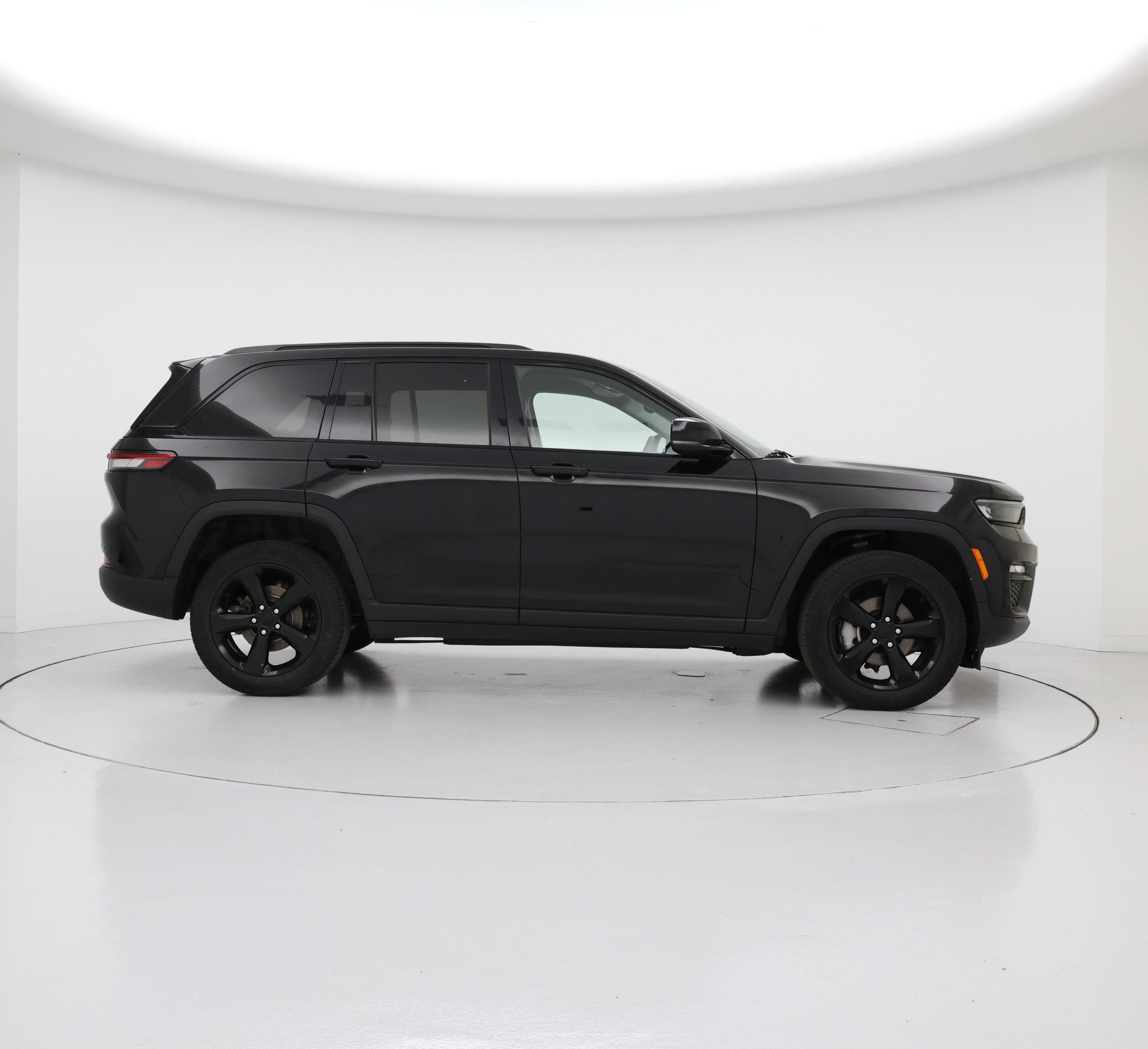 Thumbnail: 2023 Jeep Grand Cherokee - 7