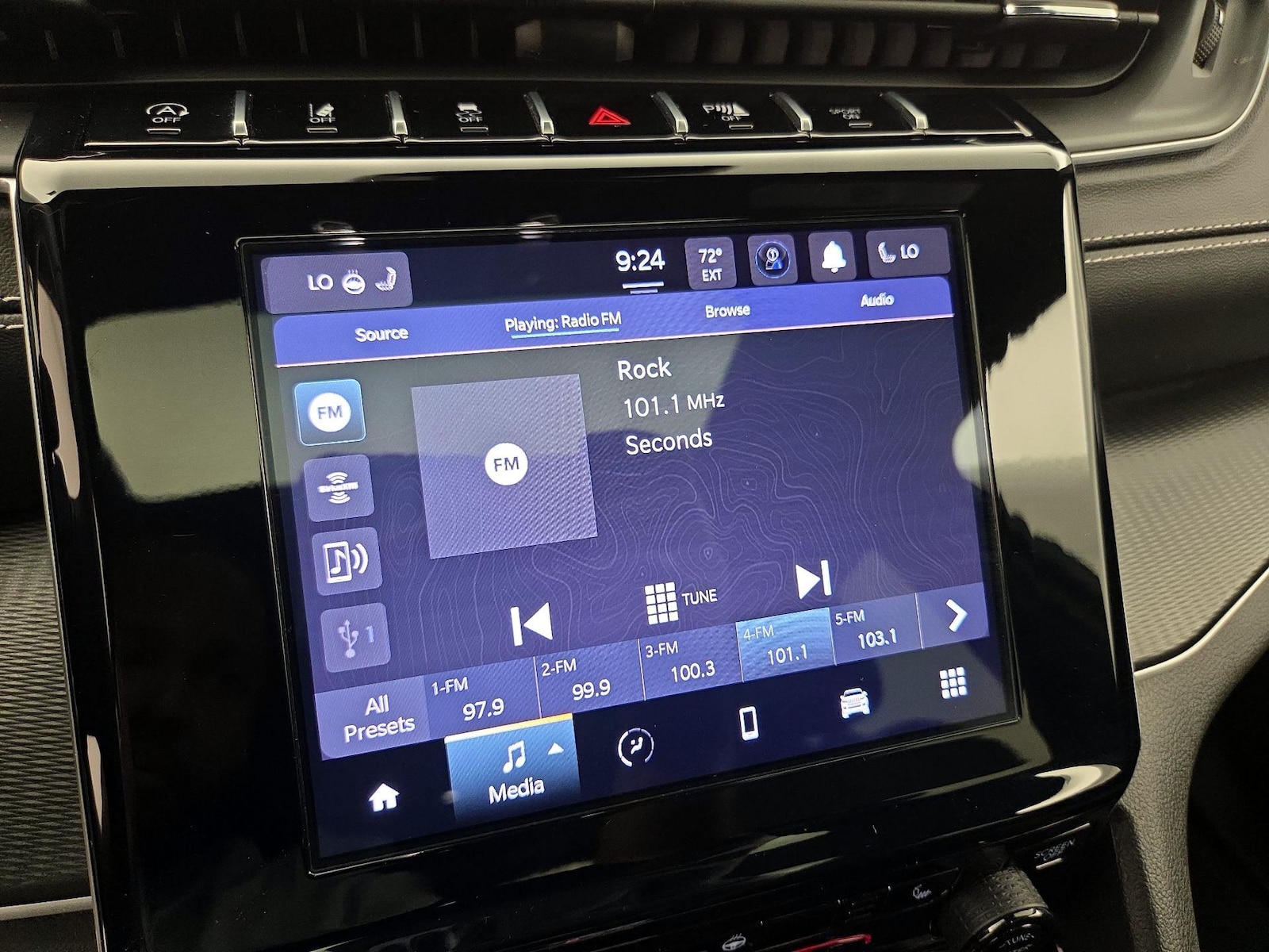 2023 Jeep Grand Cherokee Altitude - Photo 16