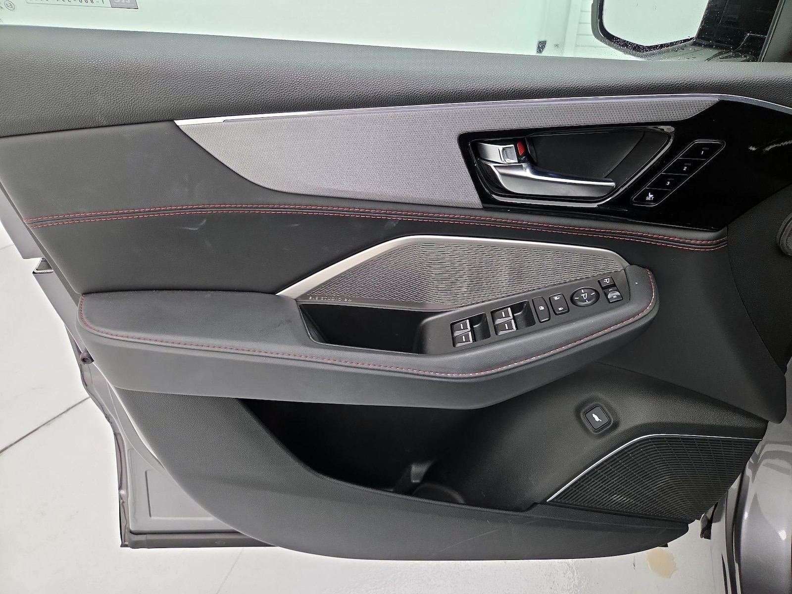 2023 Acura MDX A-Spec Package - Photo 13