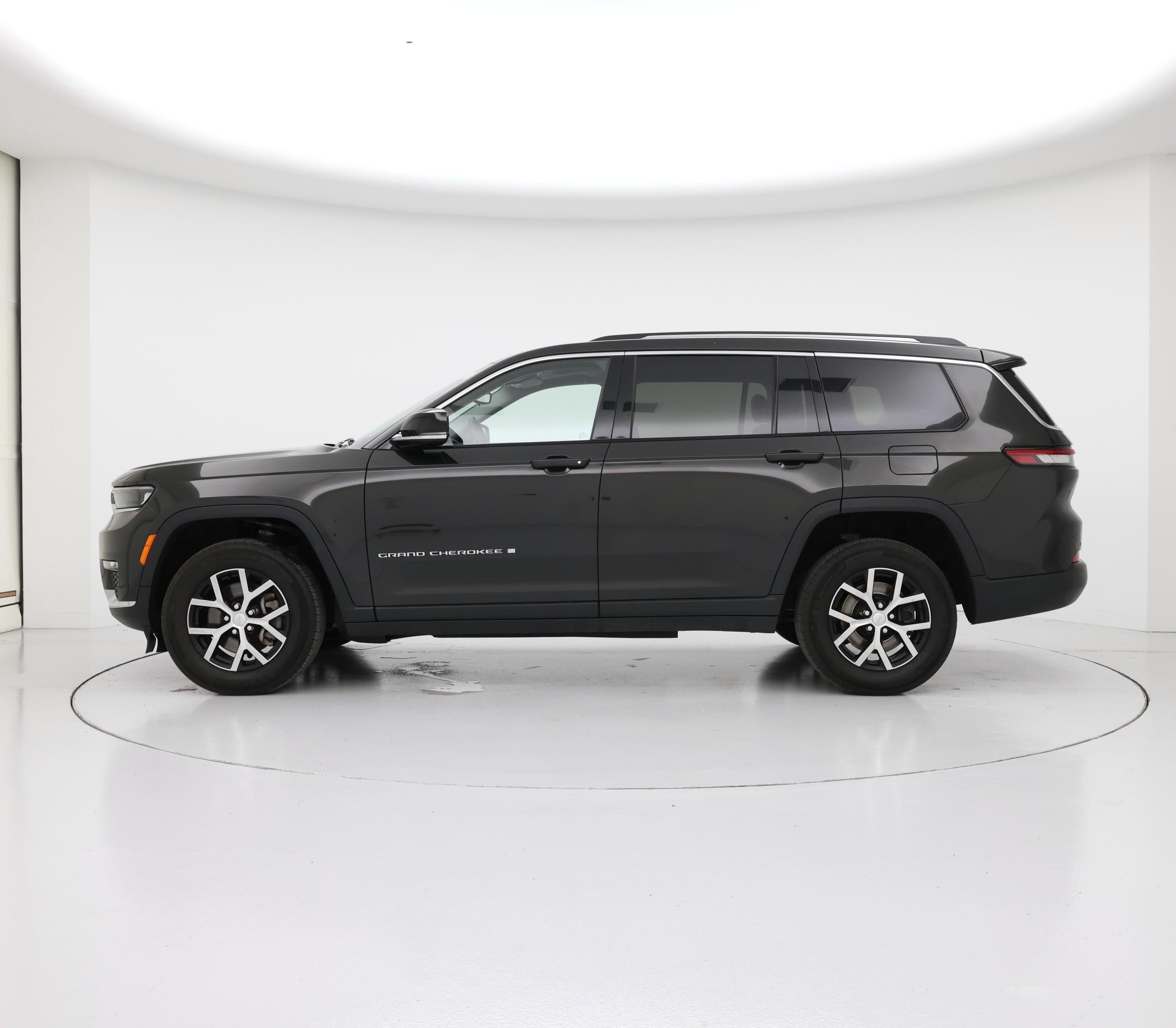 Thumbnail: 2023 Jeep Grand Cherokee L - 3