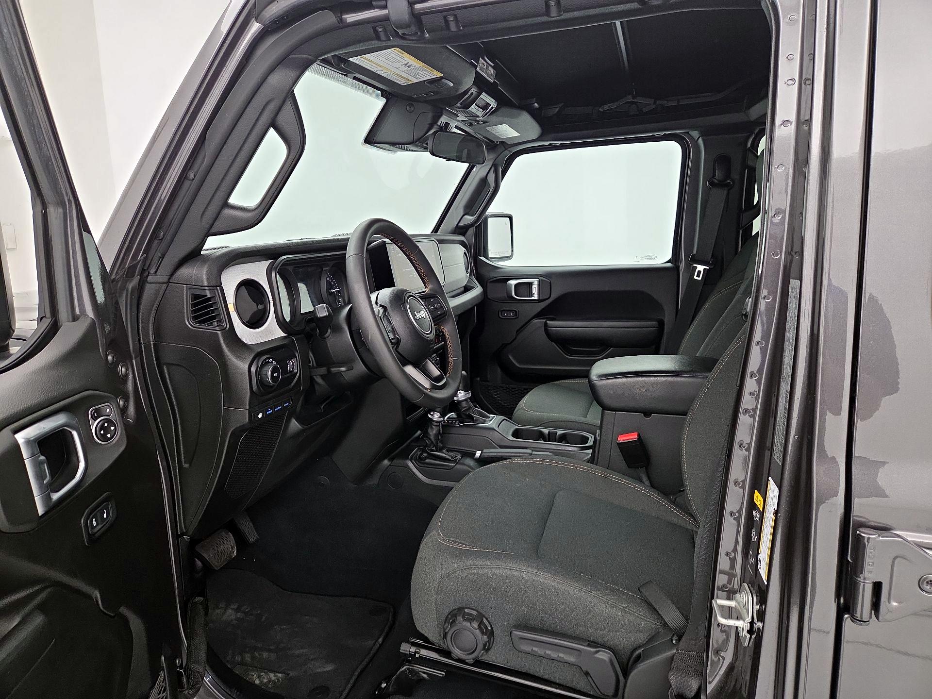 Thumbnail: 2024 Jeep Wrangler - 11