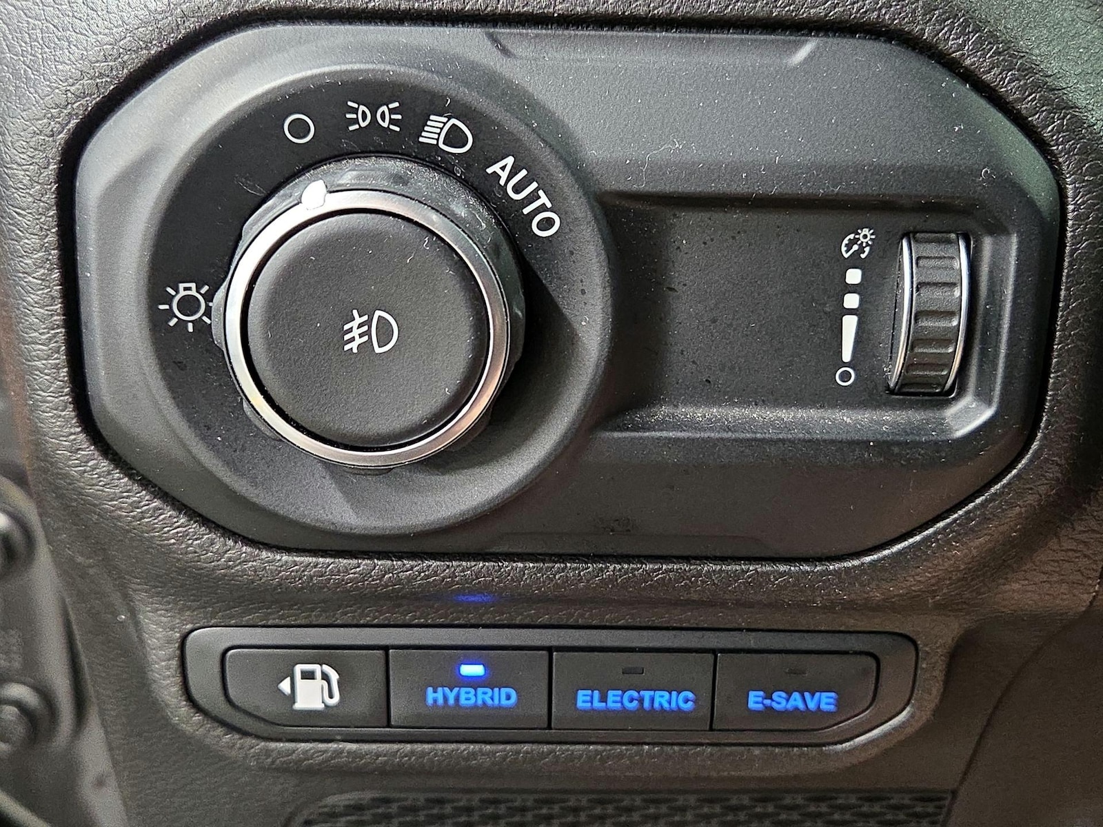 2023 Jeep Wrangler 4xe Sahara 4XE - Photo 14