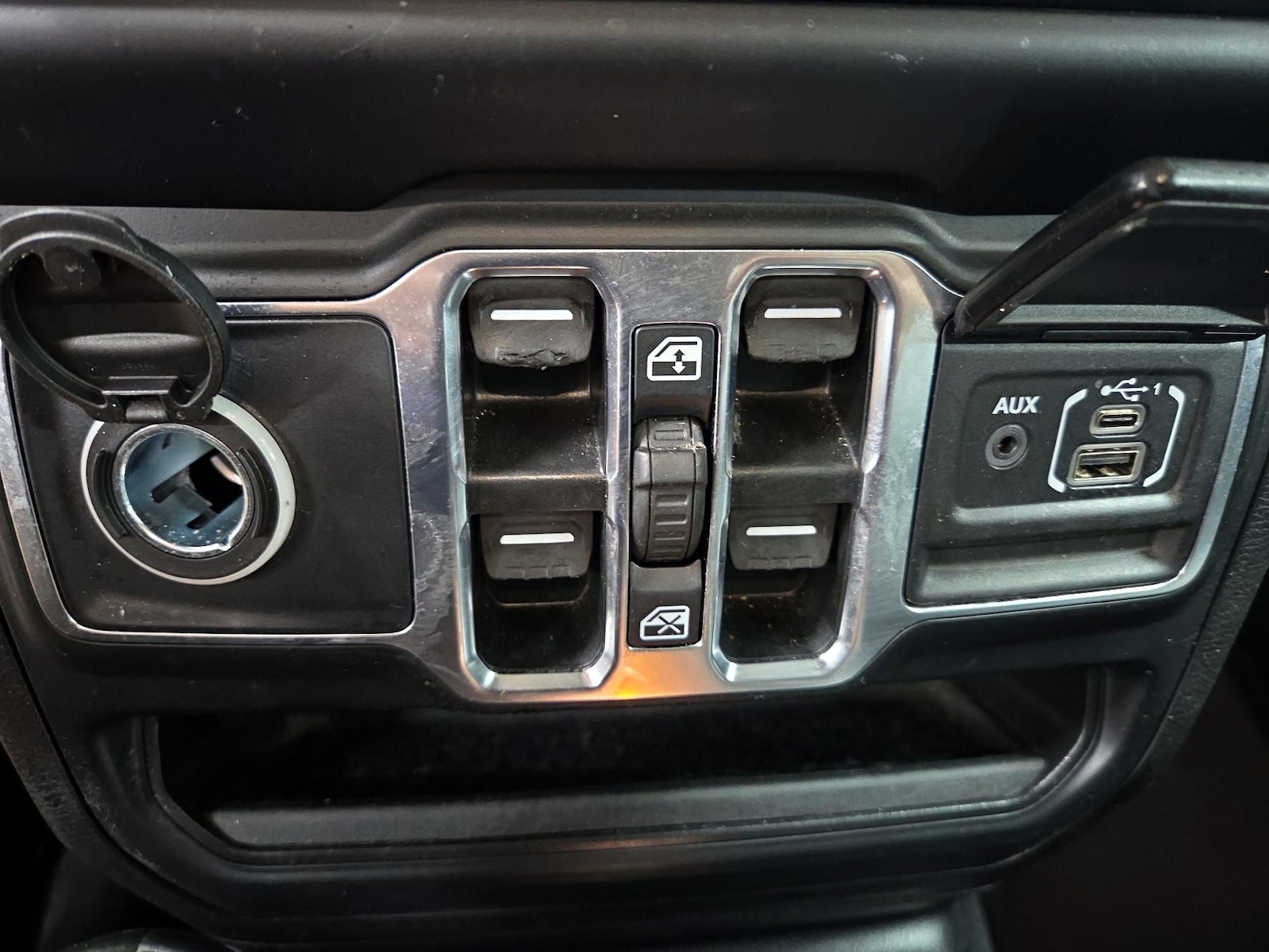 2023 Jeep Wrangler 4xe Sahara 4XE - Photo 20
