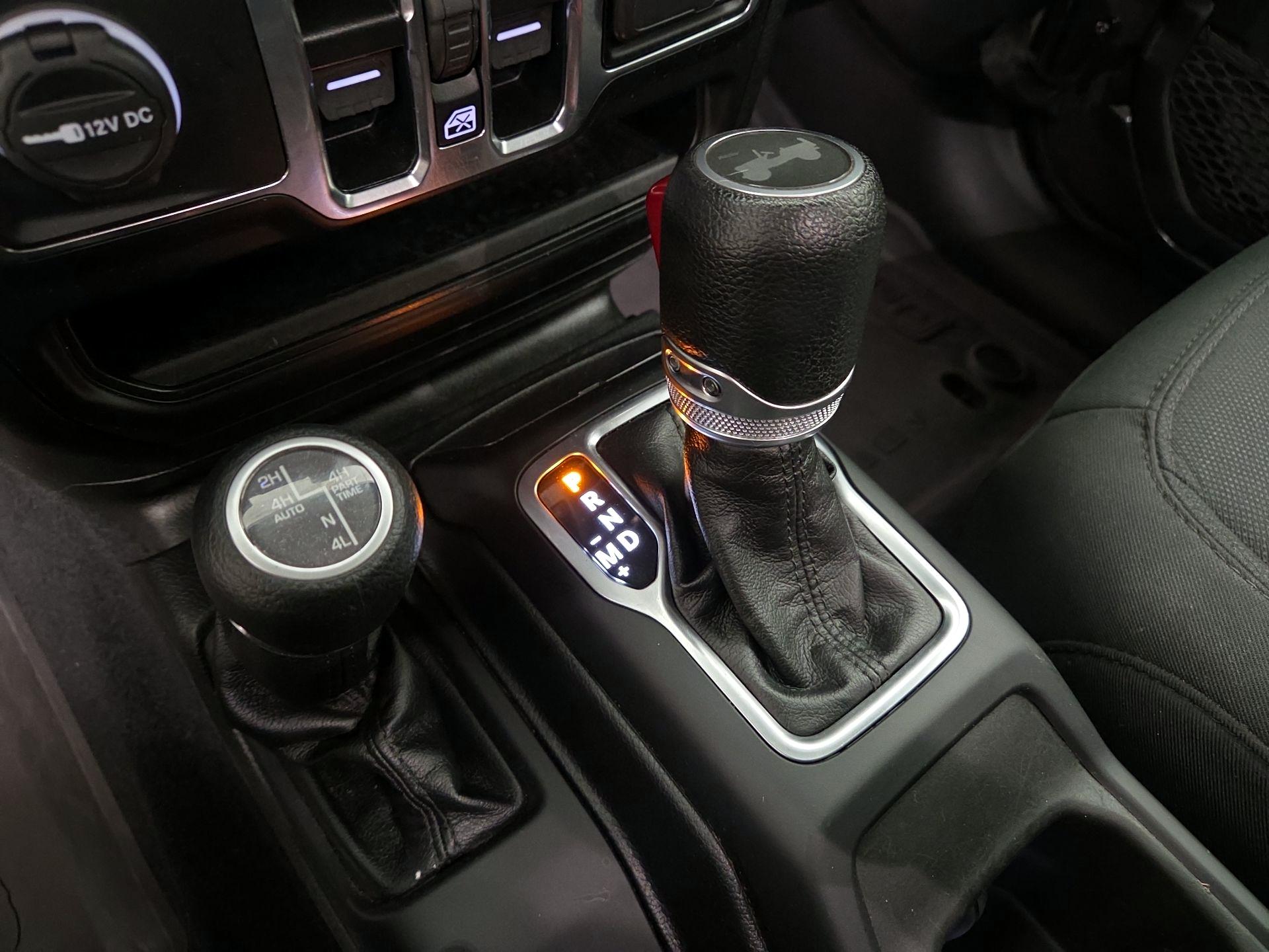 Thumbnail: 2023 Jeep Wrangler - 18