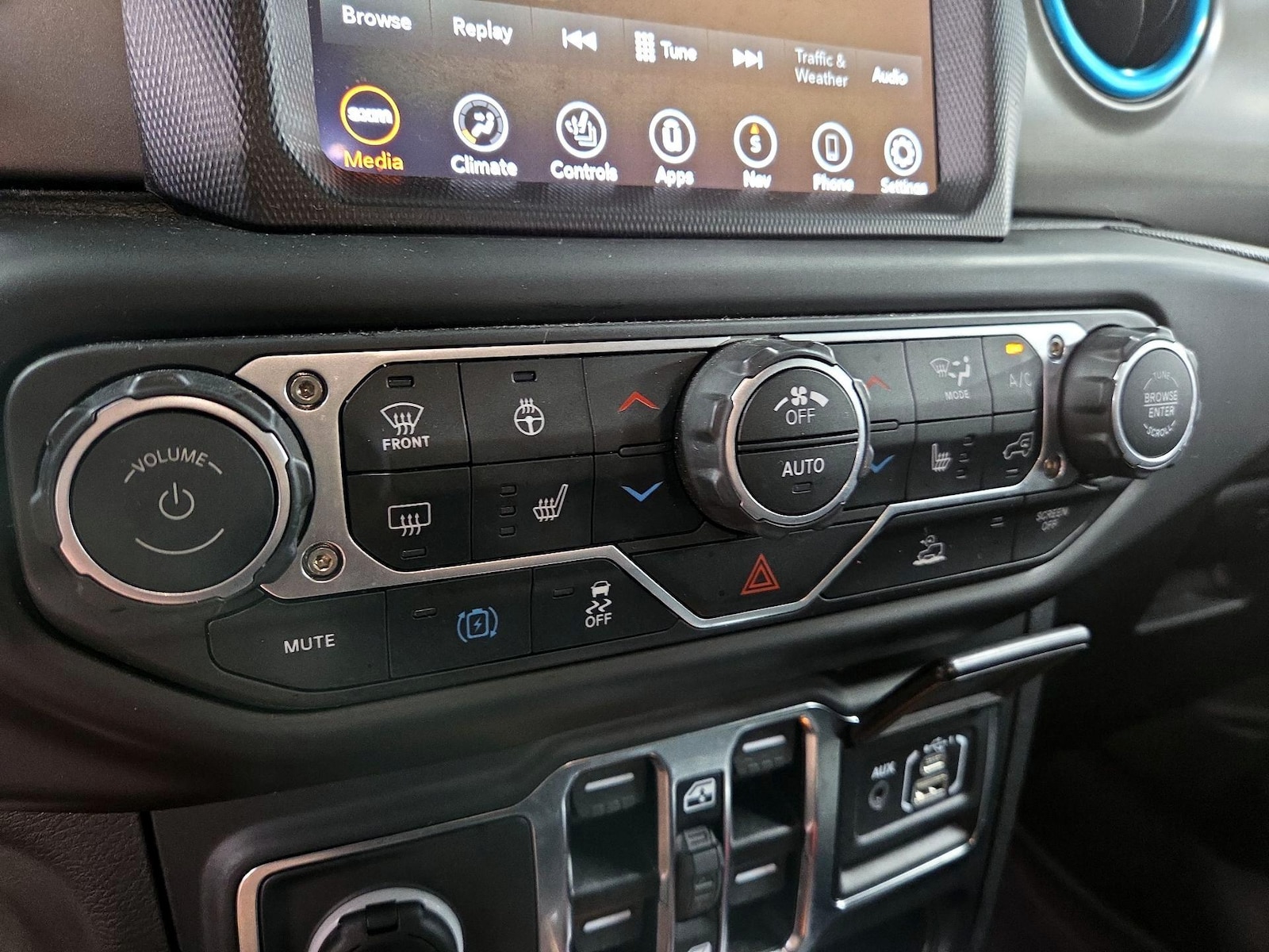 2023 Jeep Wrangler 4xe Willys 4XE - Photo 18
