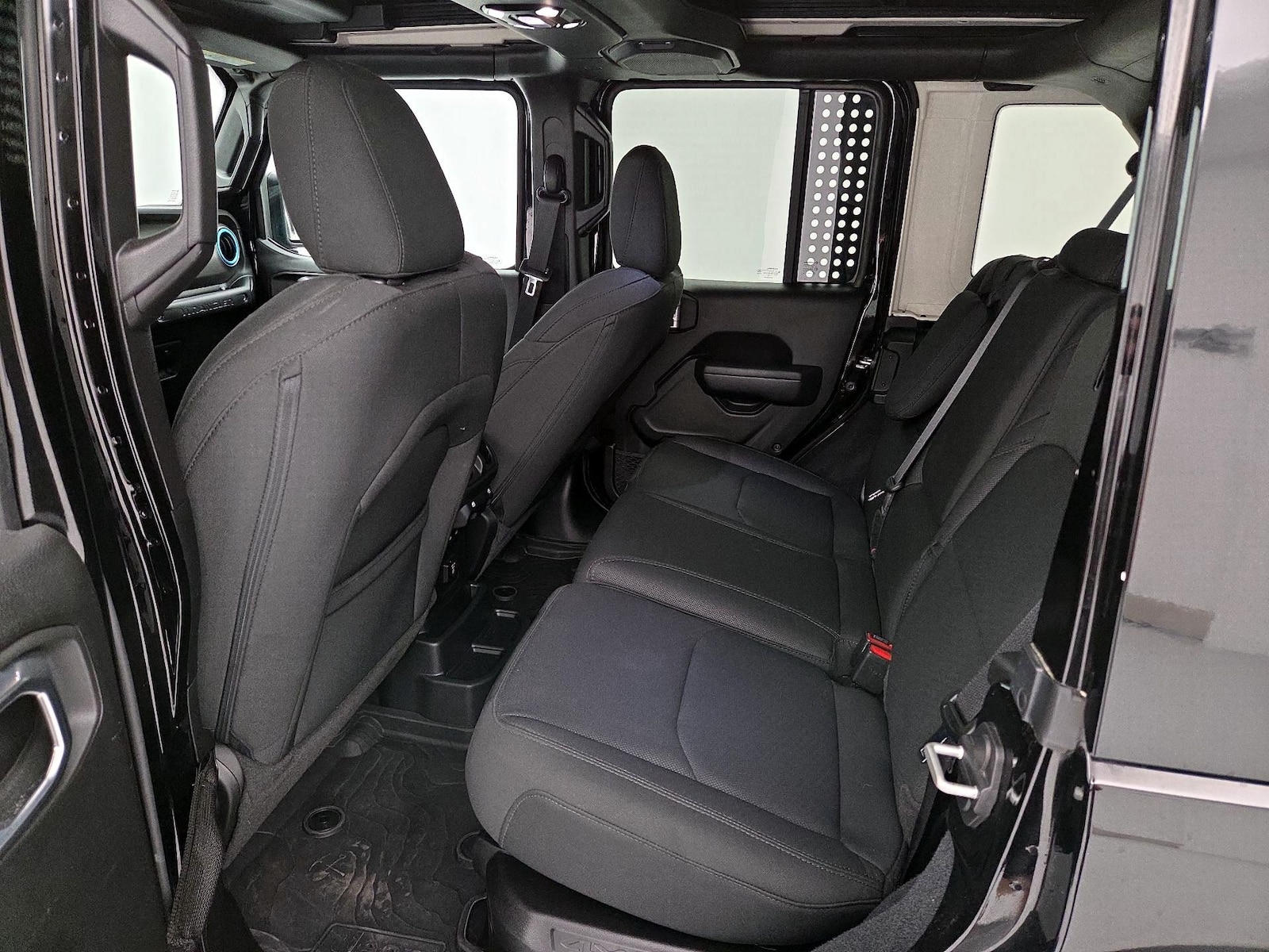2023 Jeep Wrangler 4xe Willys 4XE - Photo 21