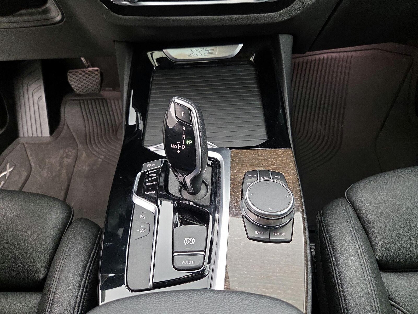 2020 BMW X3 30i - Photo 19