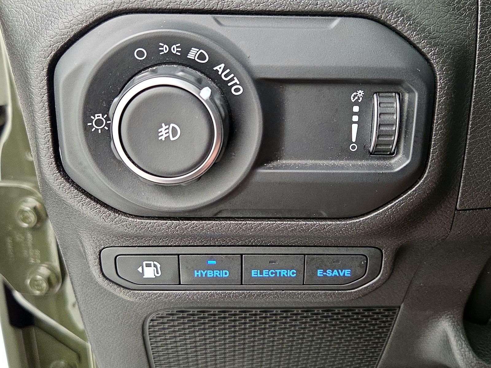 2023 Jeep Wrangler 4xe Willys 4XE - Photo 14